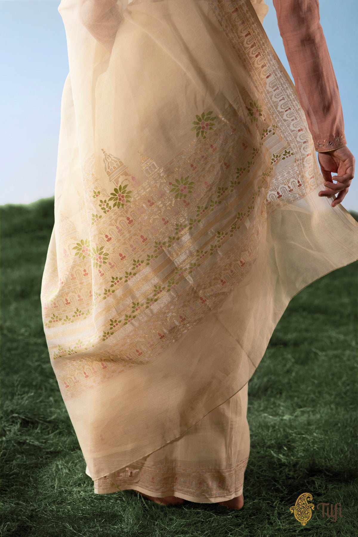 'Chhaya' Beige Pure Cotton Jamdani Real Zari Banarasi Handloom Saree