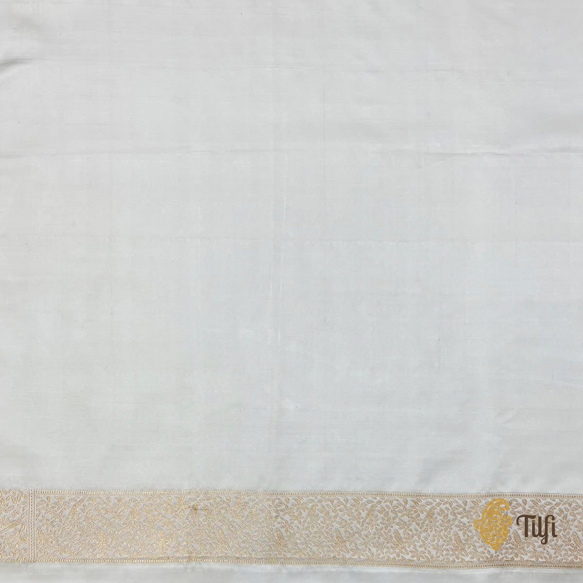 'Mayura Valli' Off-White Pure Satin Silk Banarasi Handloom Saree