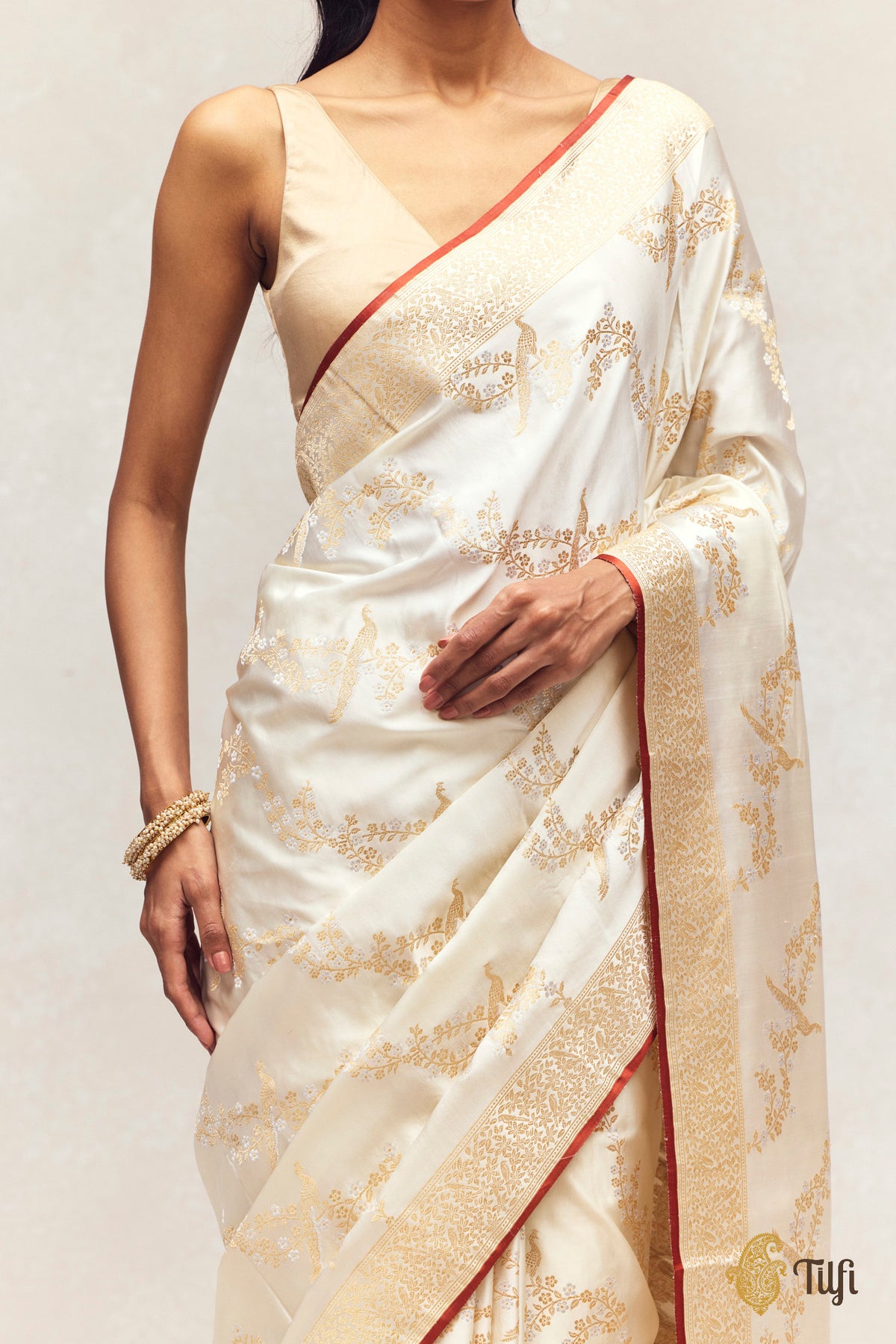 'Mayura Valli' Off-White Pure Satin Silk Banarasi Handloom Saree