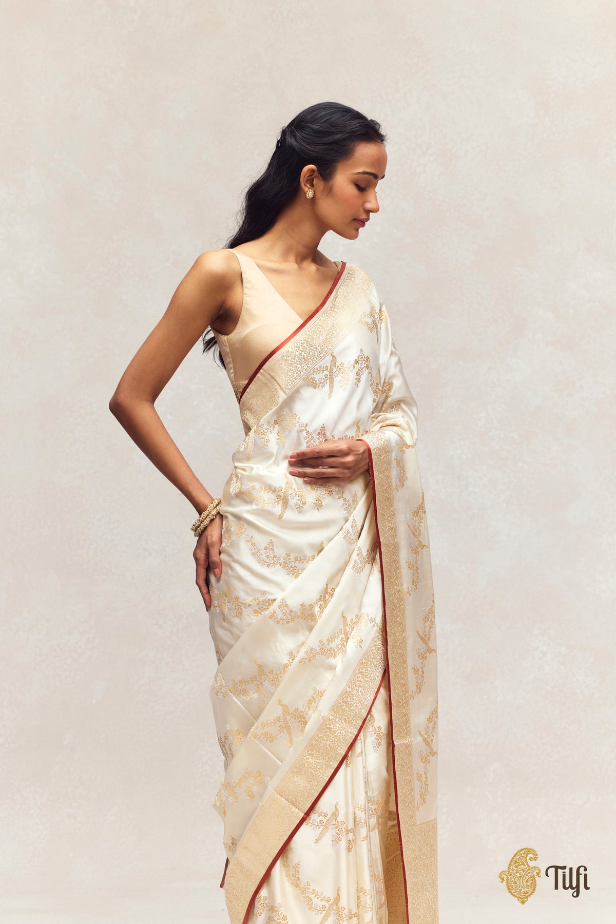 'Mayura Valli' Off-White Pure Satin Silk Banarasi Handloom Saree