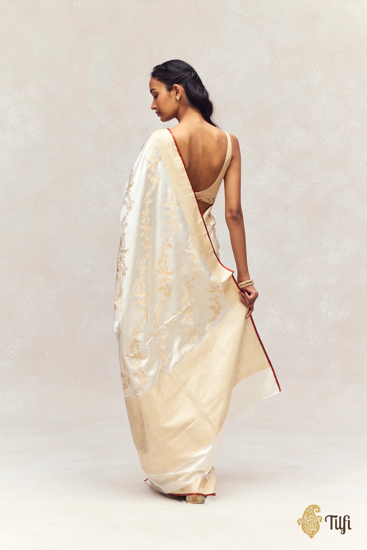 'Mayura Valli' Off-White Pure Satin Silk Banarasi Handloom Saree