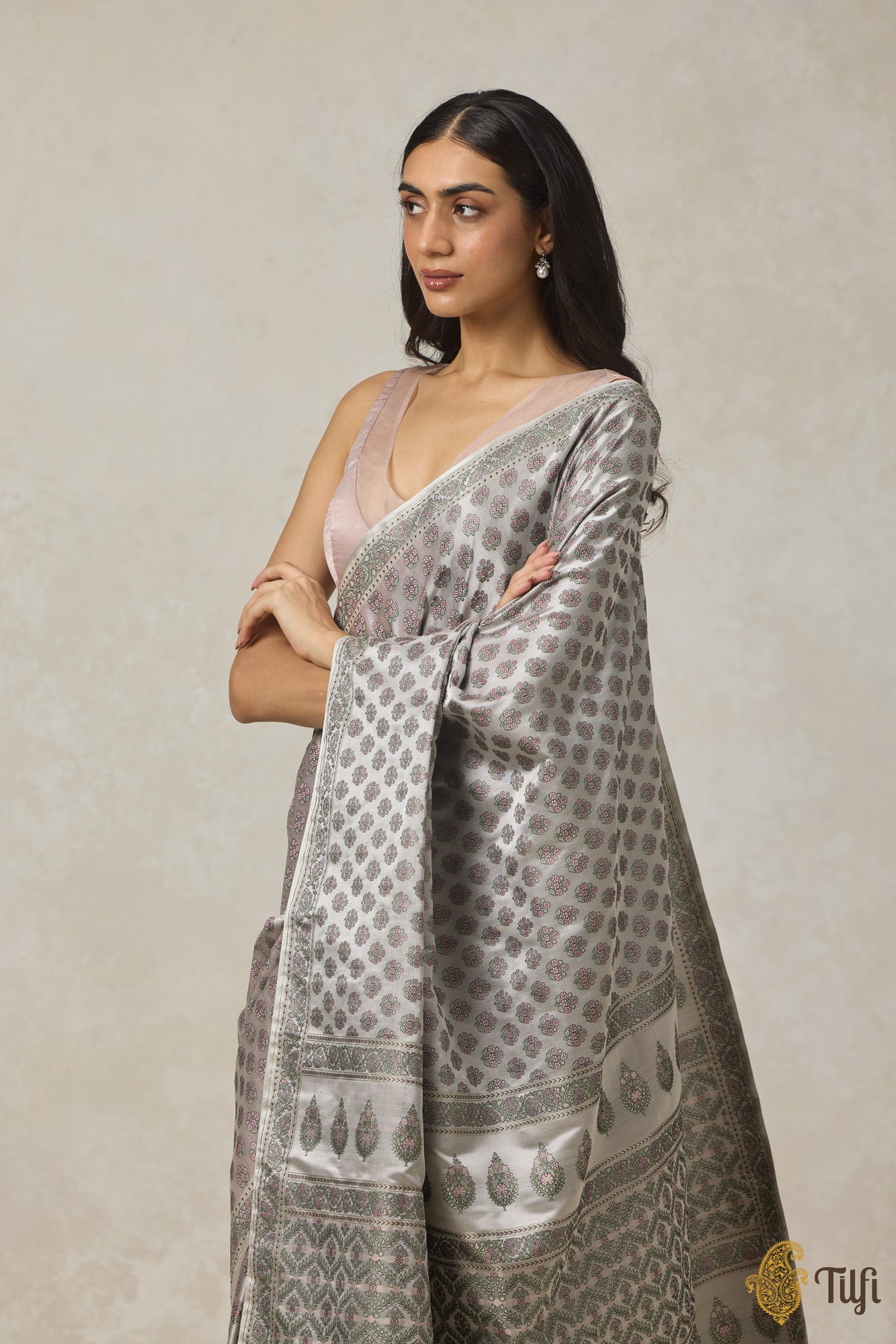 Grey-Green Pure Satin Silk Banarasi Tanchoi Handloom Saree