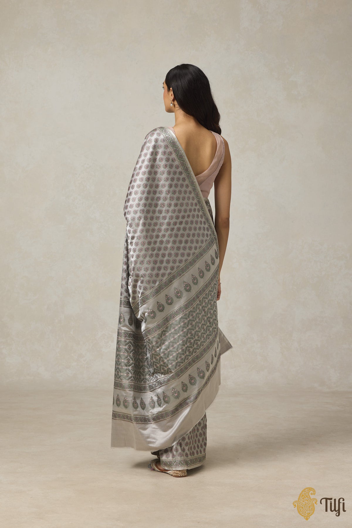 Grey-Green Pure Satin Silk Banarasi Tanchoi Handloom Saree