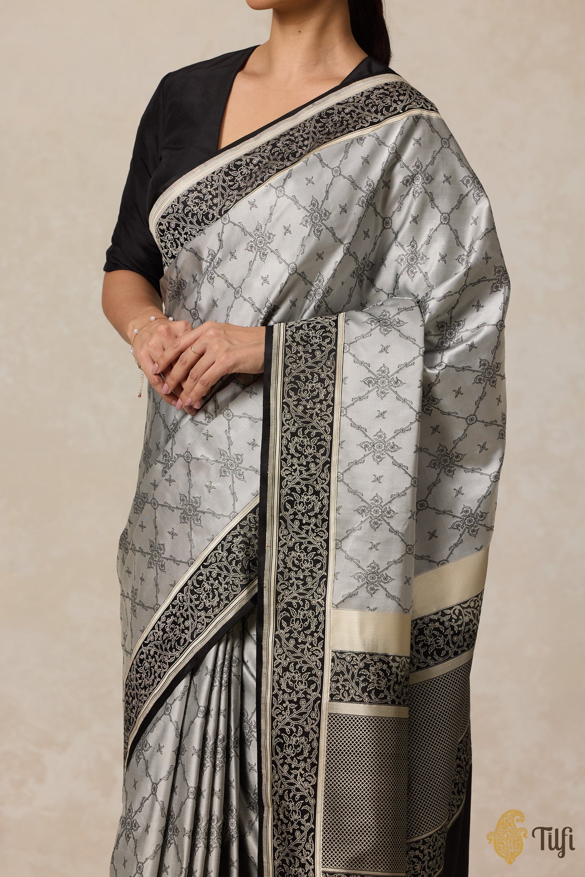 Grey &amp; Black Pure Soft Satin Tanchoi Banarasi Handloom Saree