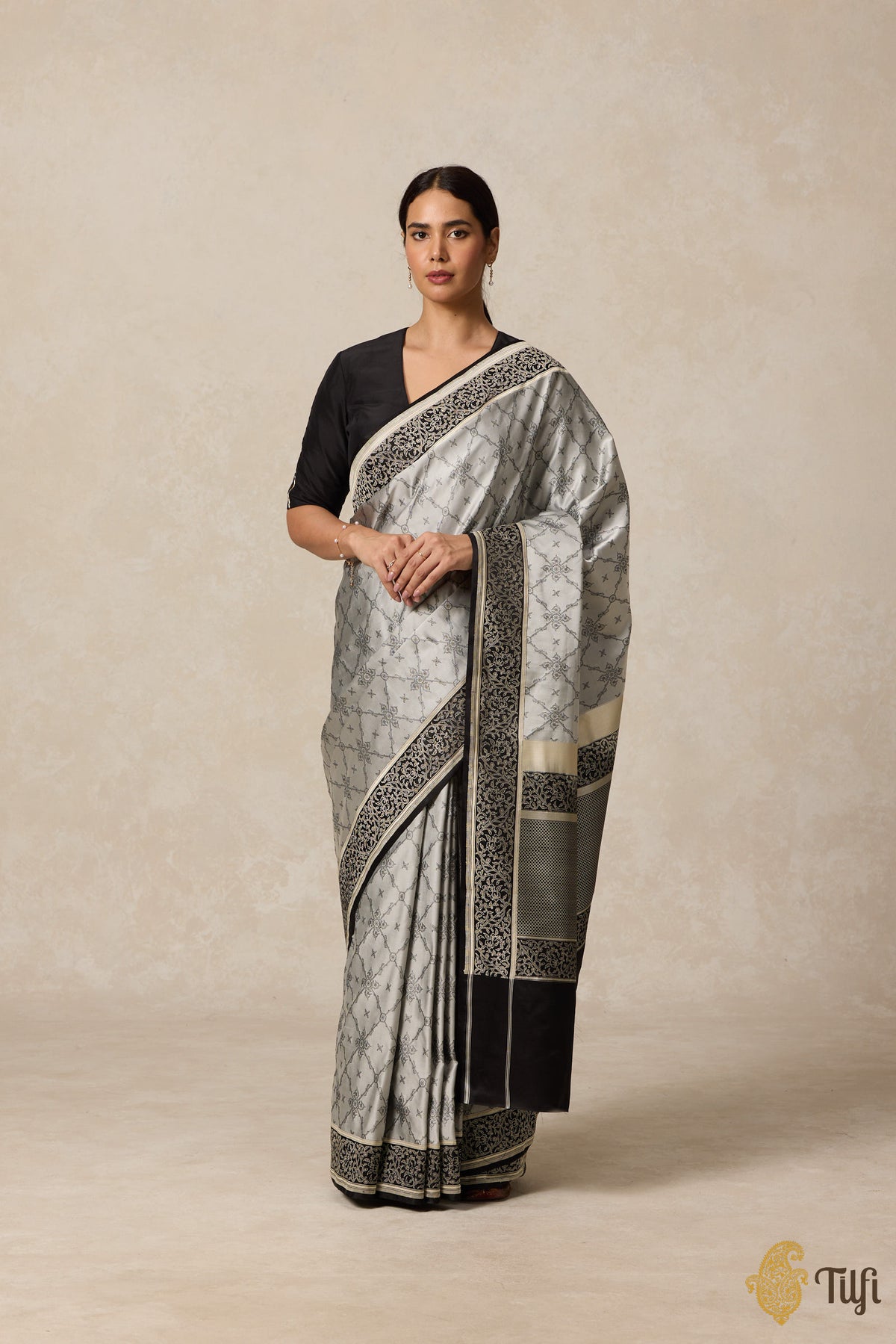 Grey &amp; Black Pure Soft Satin Tanchoi Banarasi Handloom Saree