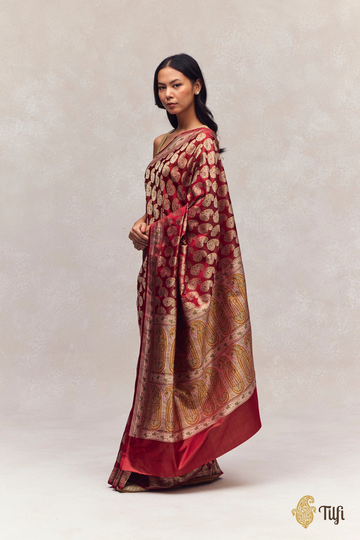 Maroon Pure Soft Satin Silk Tanchoi Jamawar Banarasi Handloom Saree