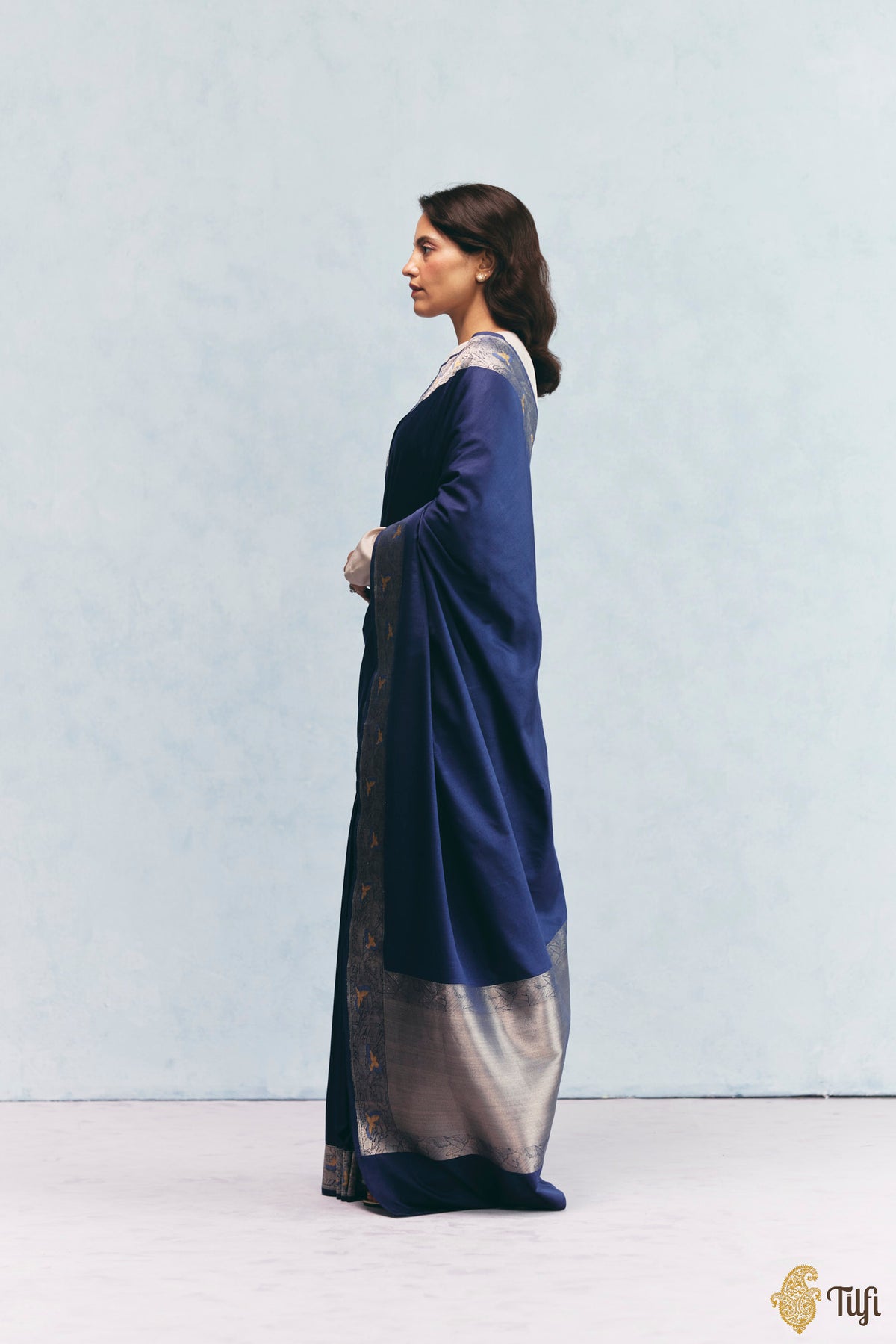 'FrostBorn' Navy Blue Silk-Pashmina Wool Banarasi Handloom Saree