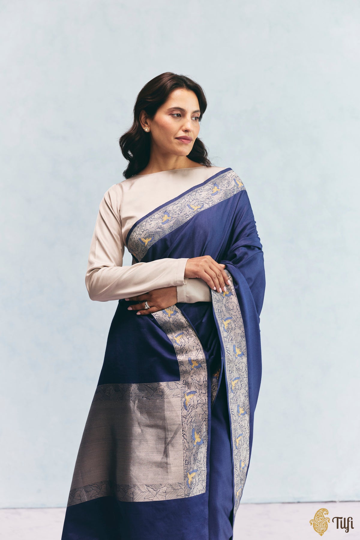 'FrostBorn' Navy Blue Silk-Pashmina Wool Banarasi Handloom Saree