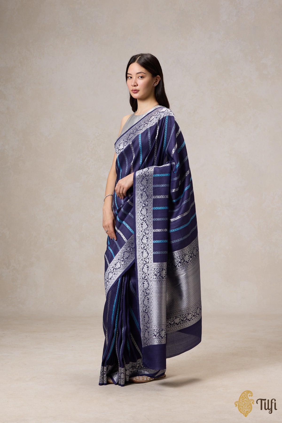 Navy Blue Pure Tussar Georgette Banarasi Handloom Saree