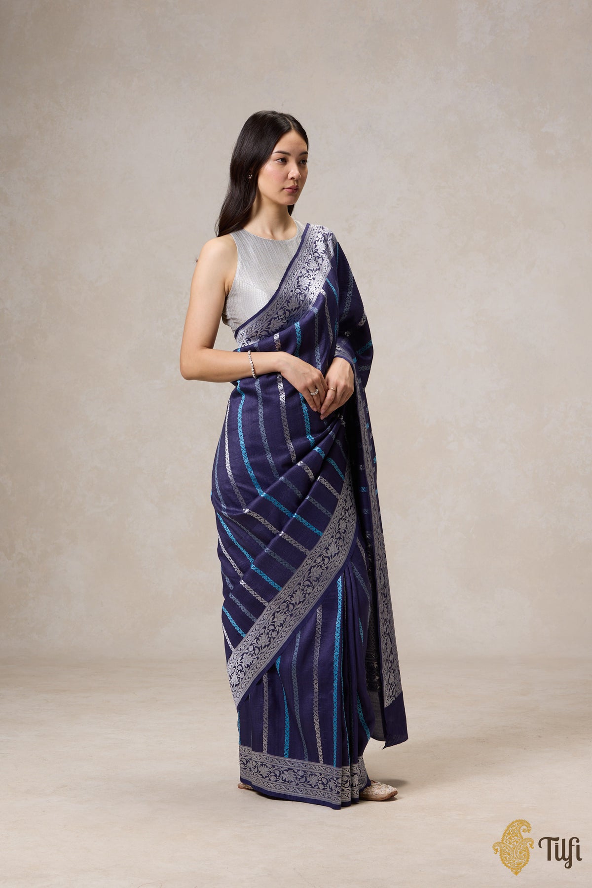 Navy Blue Pure Tussar Georgette Banarasi Handloom Saree