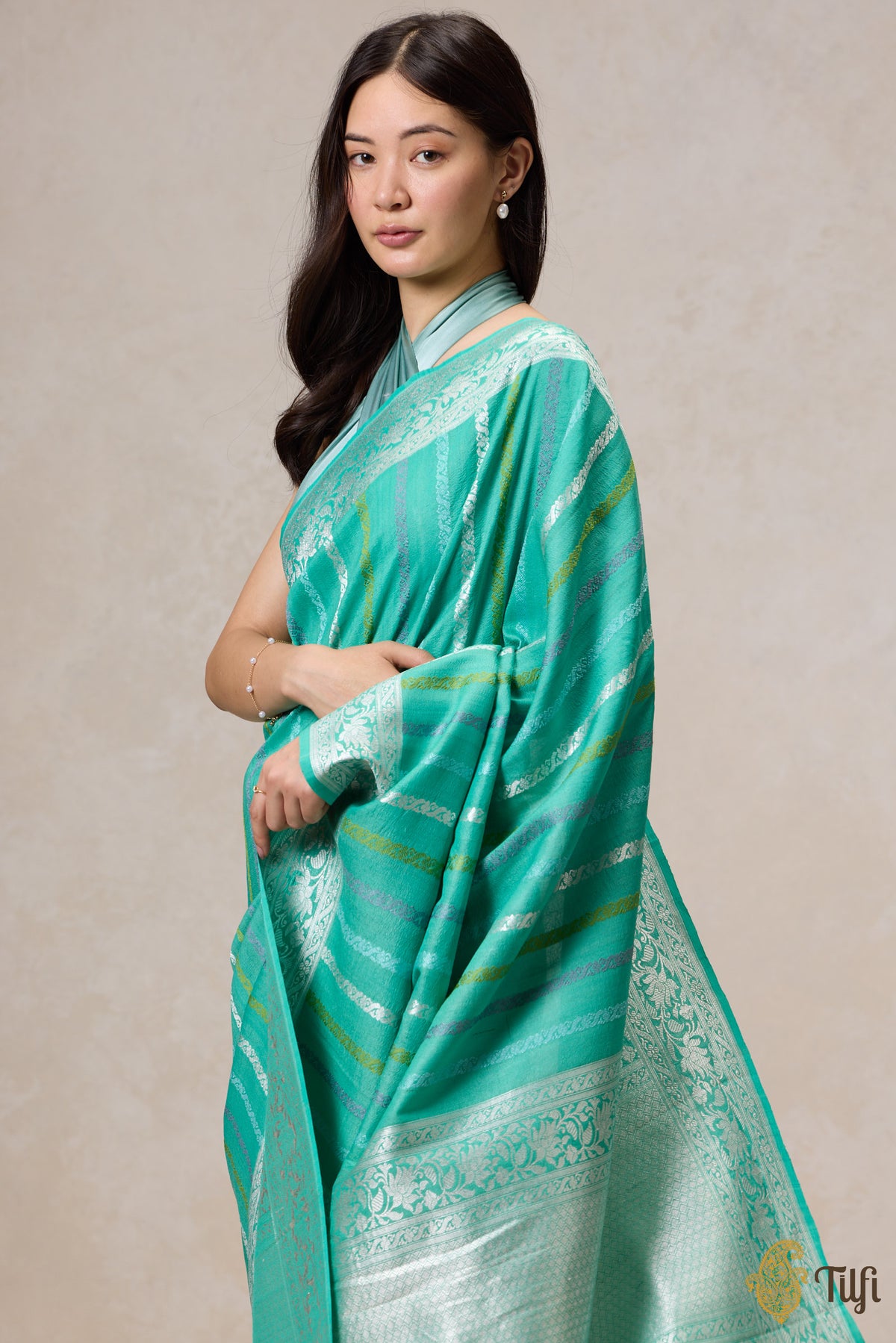 Green Pure Tussar Georgette Banarasi Handloom Saree