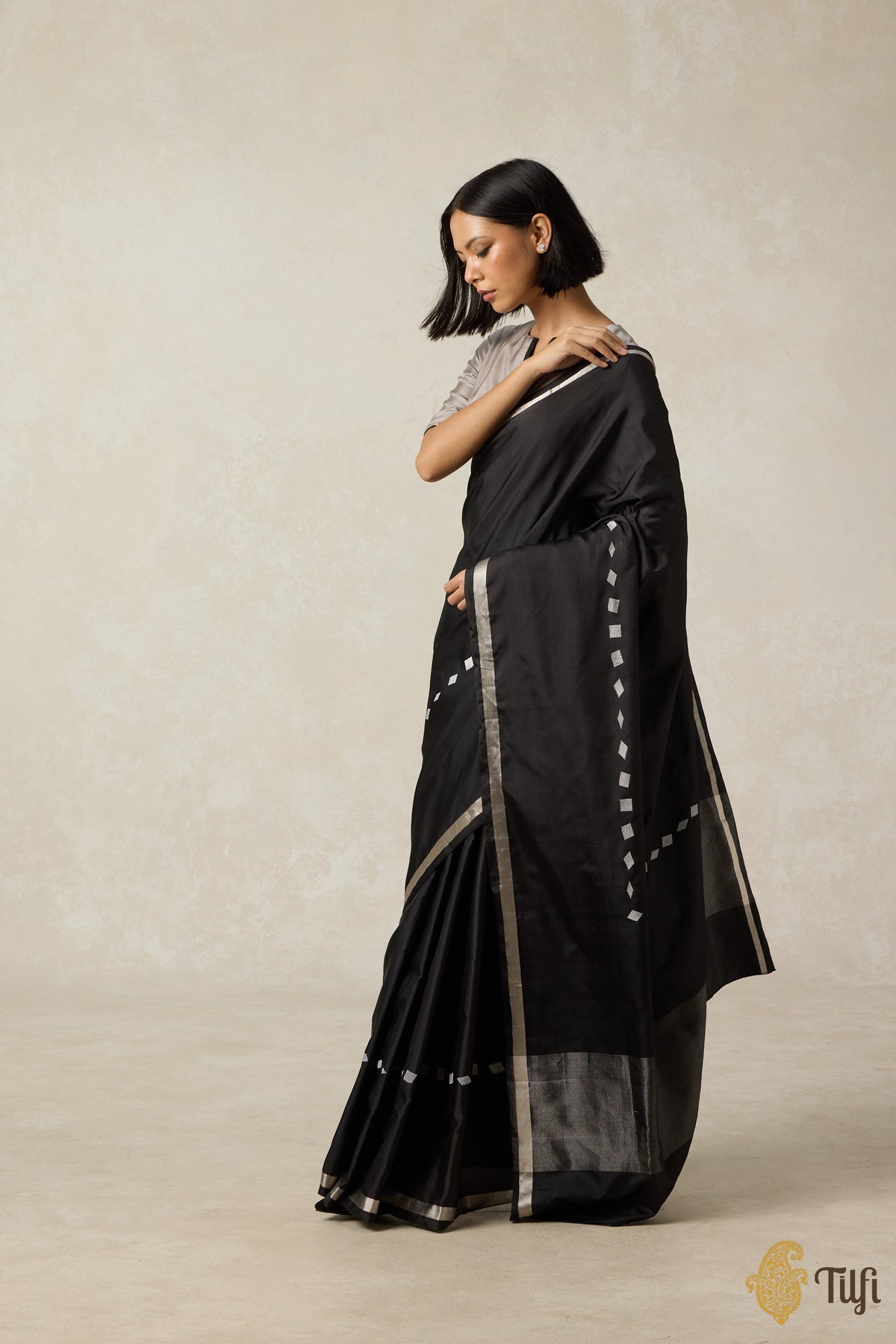 &#39;Aria&#39; Black Pure Silk Twill Banarasi Handloom Saree