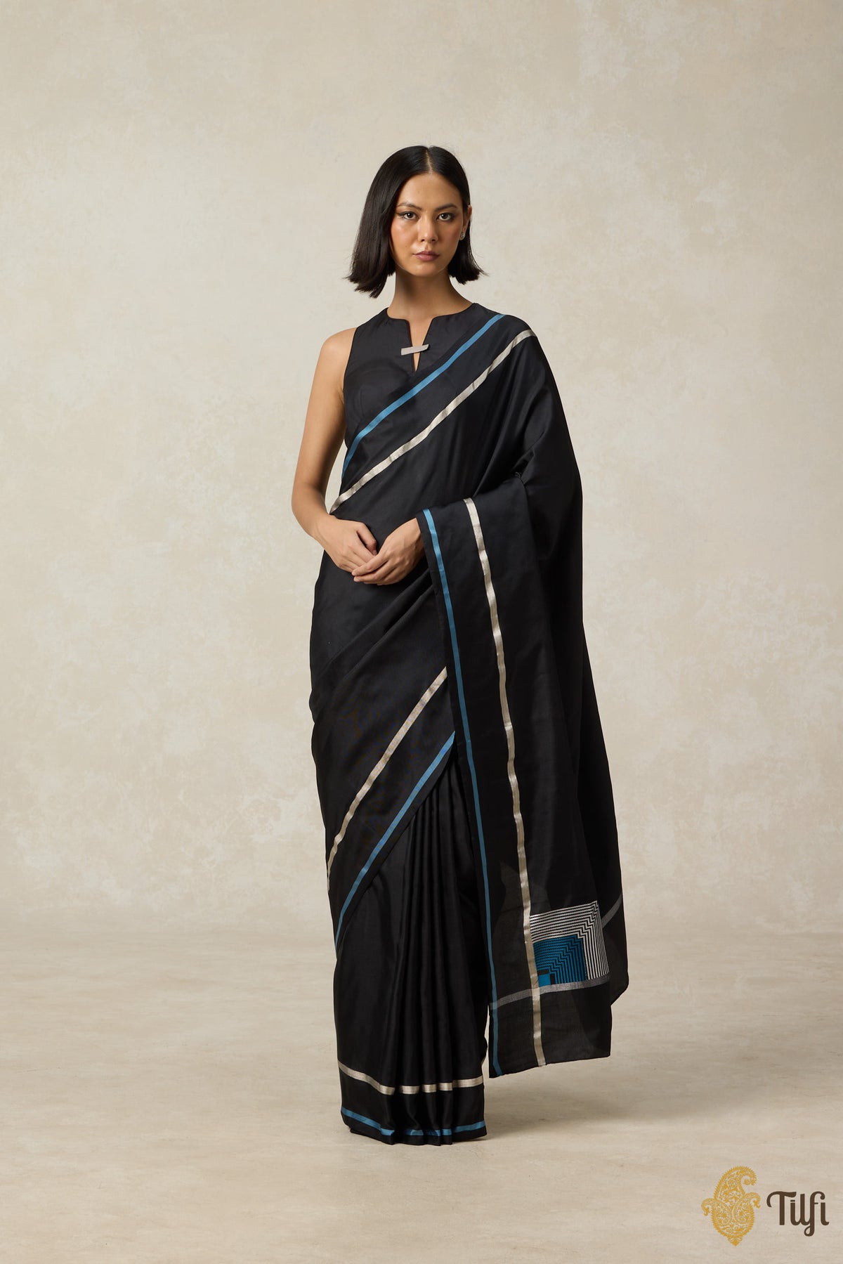 &#39;Concerto&#39; Black Pure Silk Twill Banarasi Handloom Saree