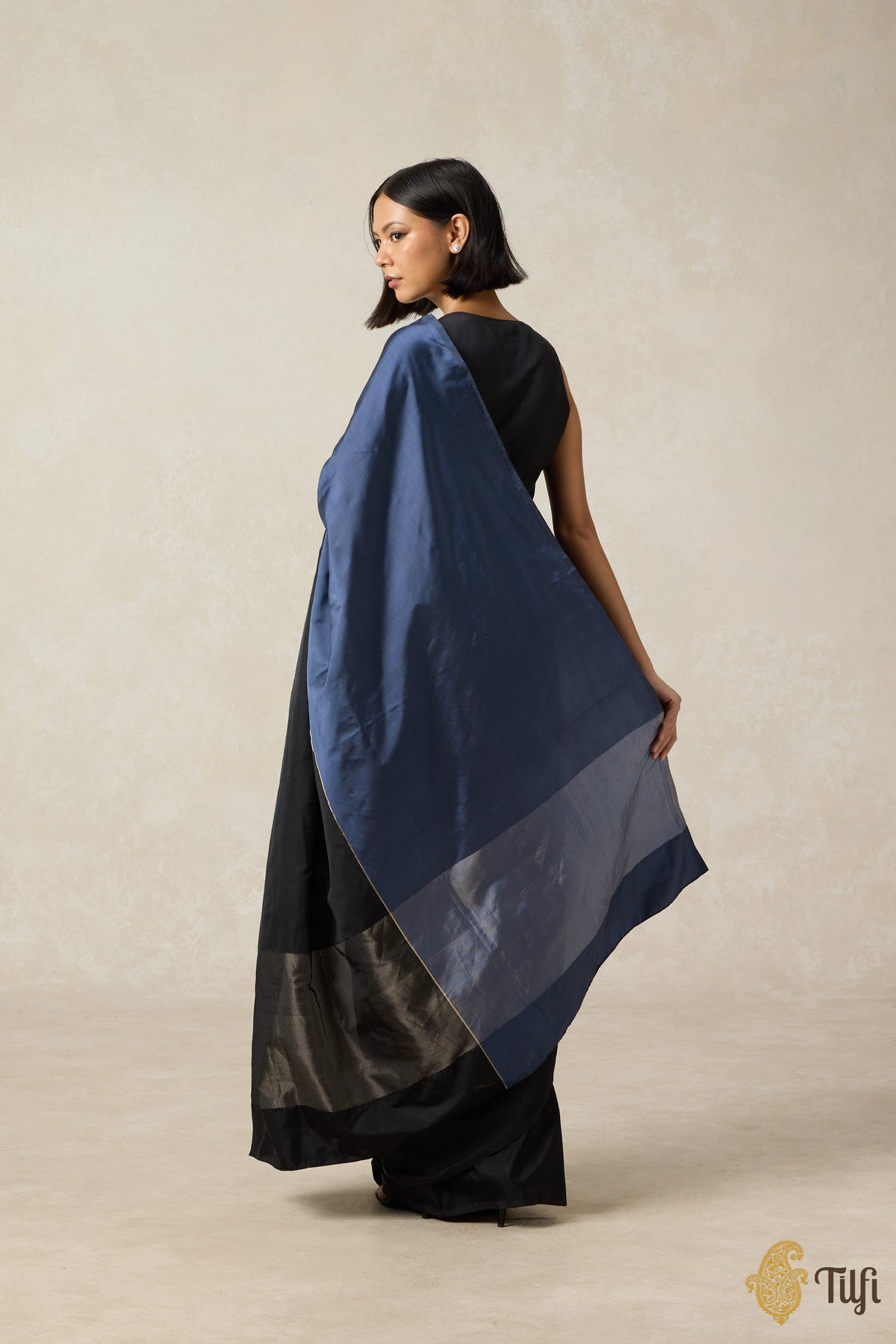 &#39;Serenade&#39; Black &amp; Ink Blue Pure Silk Twill Banarasi Handloom Saree