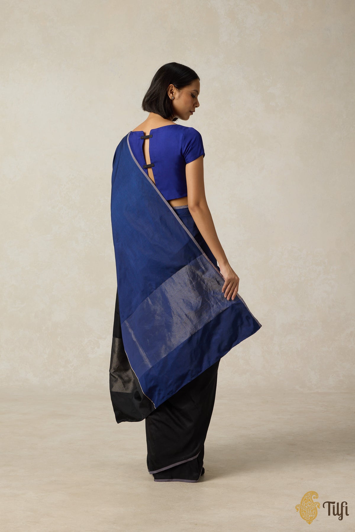 &#39;Serenade&#39; Navy Blue-Black Pure Silk Twill Banarasi Handloom Saree