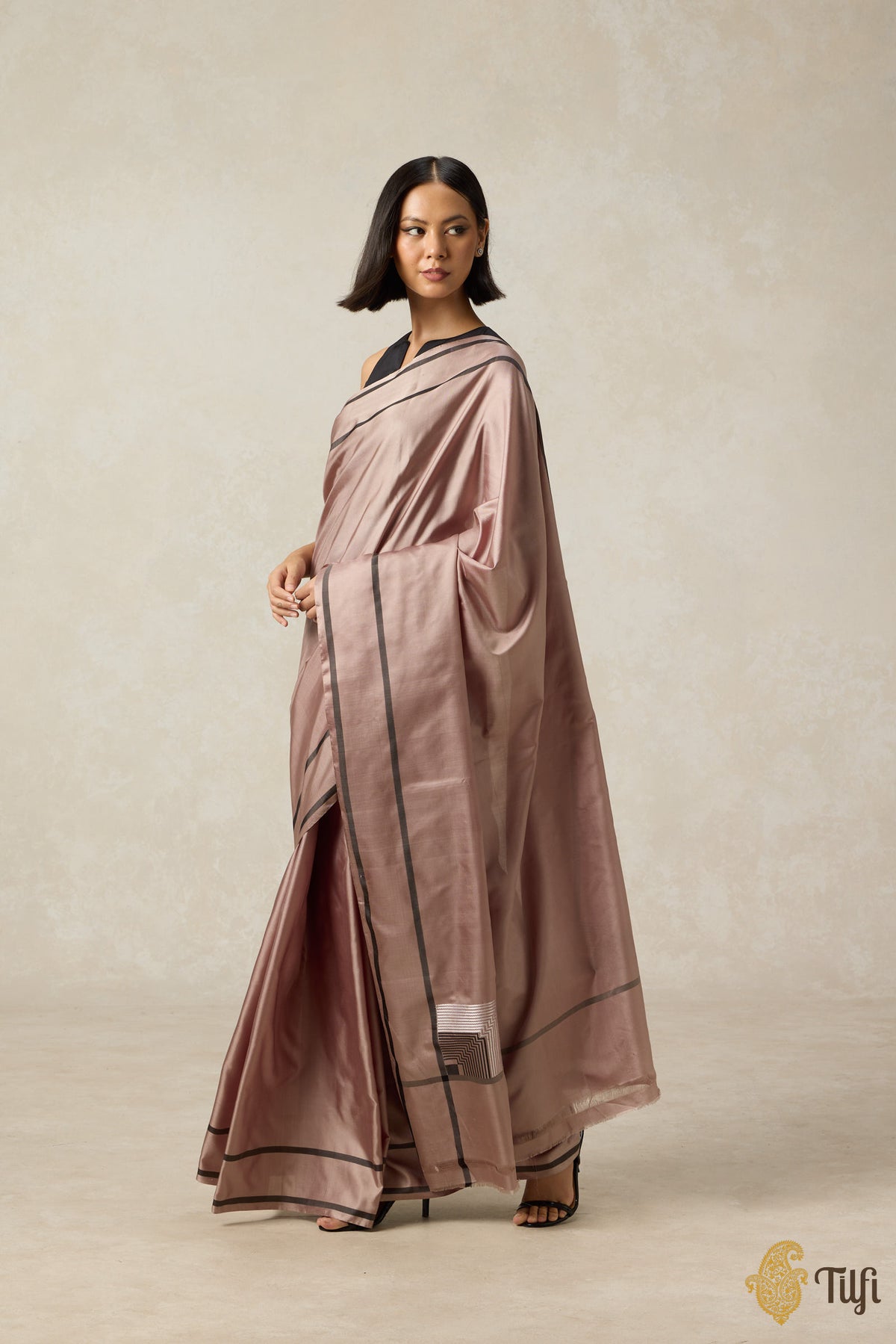 &#39;Concerto&#39; Pastel Brown Pure Silk Twill Banarasi Handloom Sare