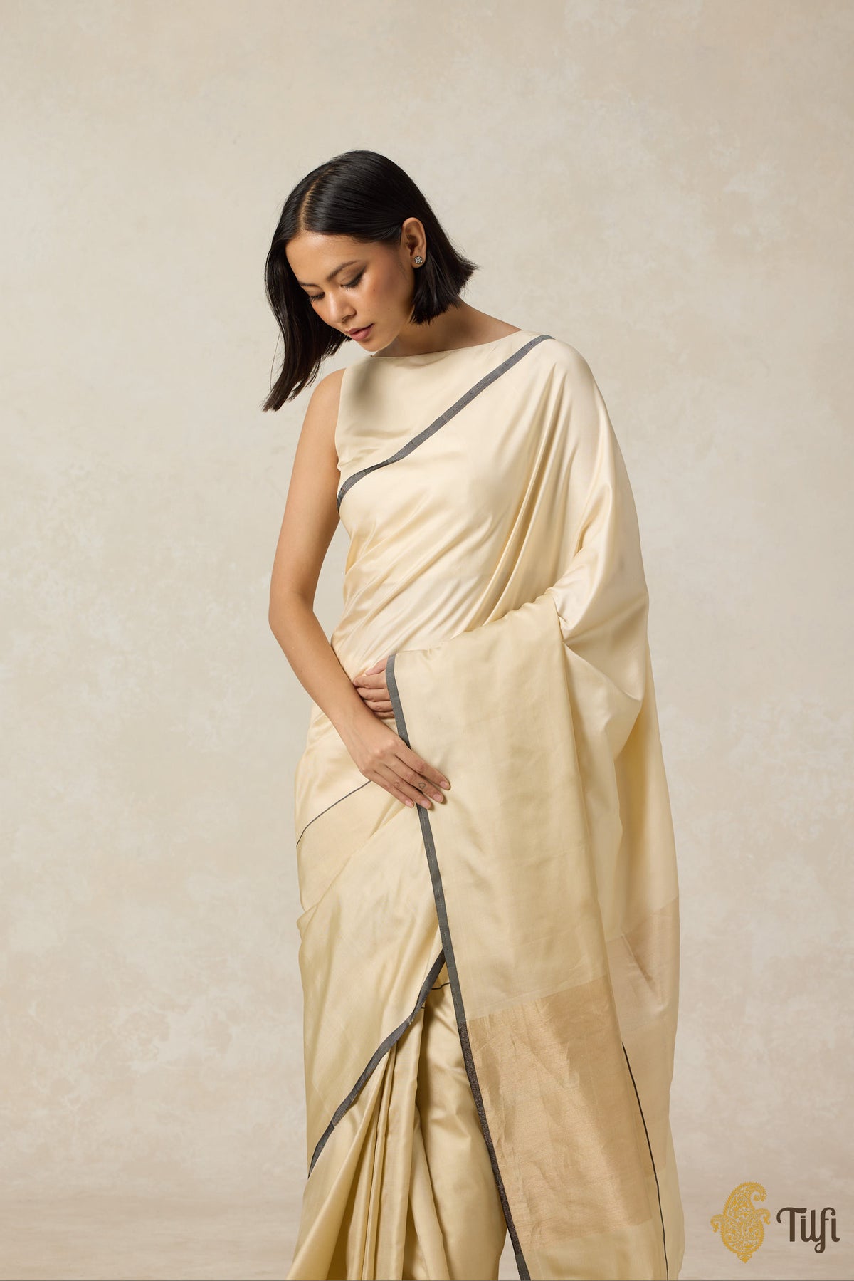 &#39;Serenade&#39; Off White-Gold Pure Silk Twill Banarasi Handloom Saree