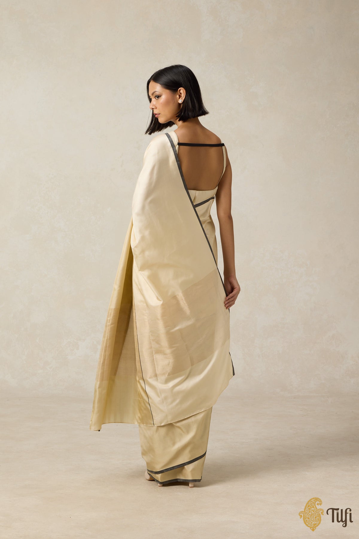 &#39;Serenade&#39; Off White-Gold Pure Silk Twill Banarasi Handloom Saree