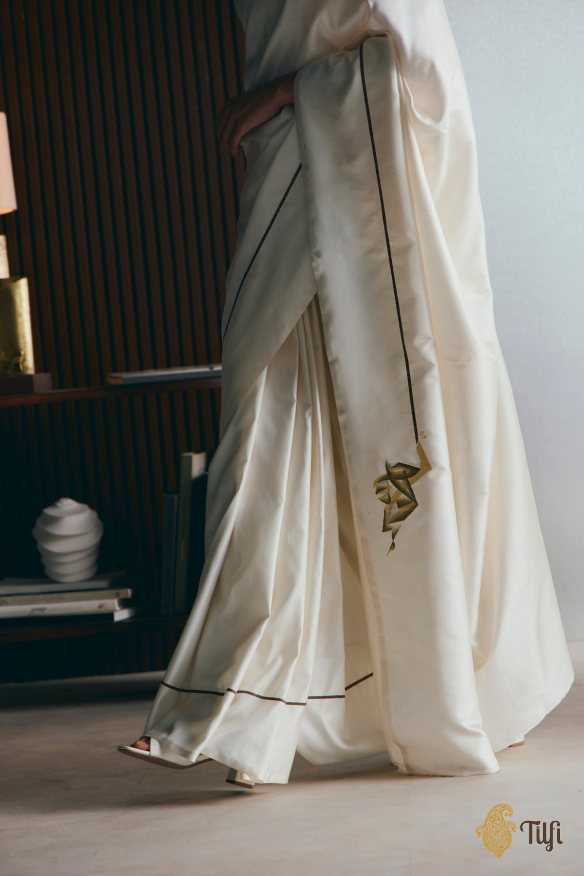'Natalia' Off White Pure Silk Twill Banarasi Handloom Saree