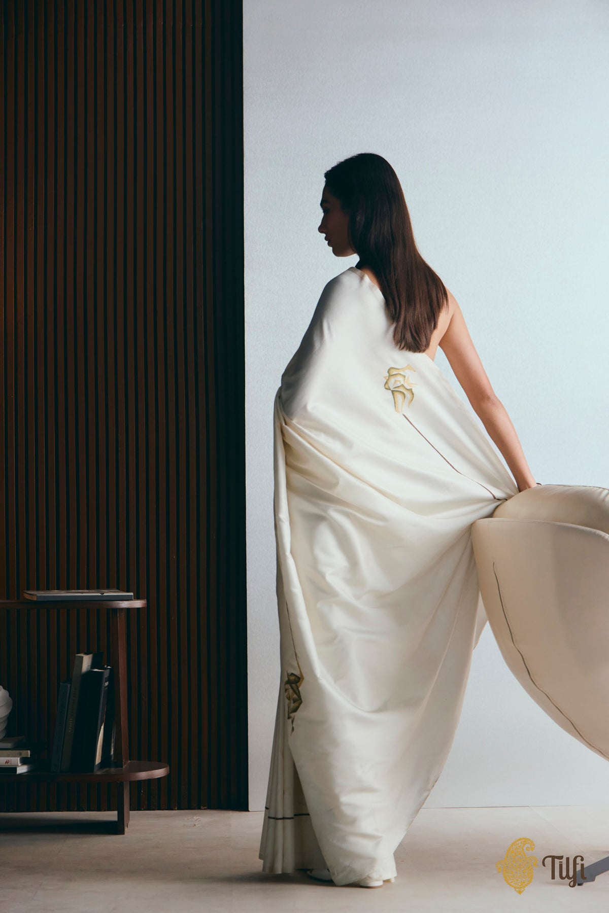 'Natalia' Off White Pure Silk Twill Banarasi Handloom Saree