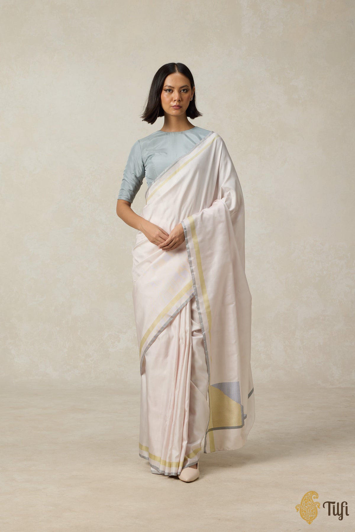 &#39;Adagio&#39; Soft Pink Pure Silk Twill Banarasi Handloom Saree