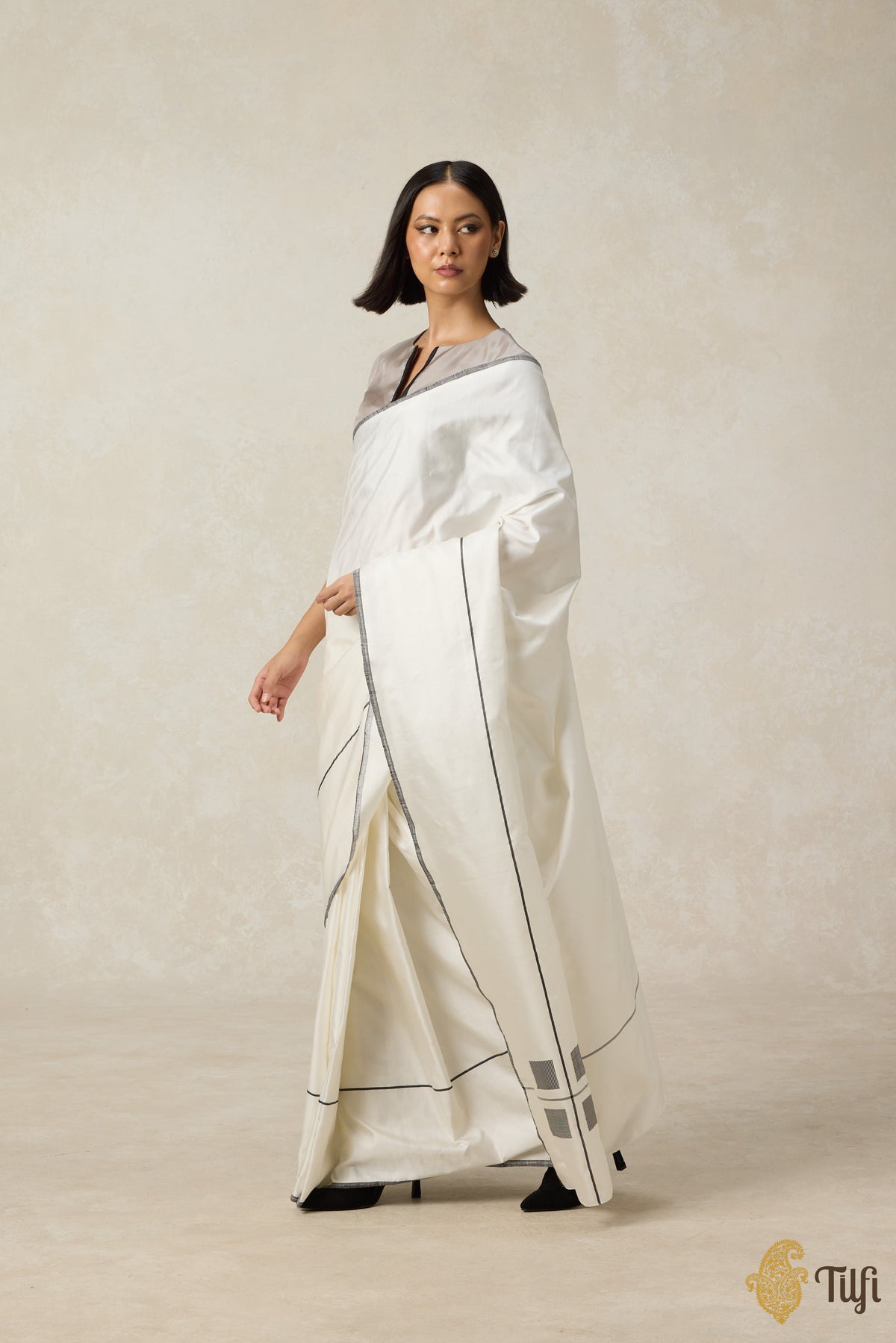 Pre-Order: &#39;Ballade&#39; White Pure Silk Twill Banarasi Handloom Saree