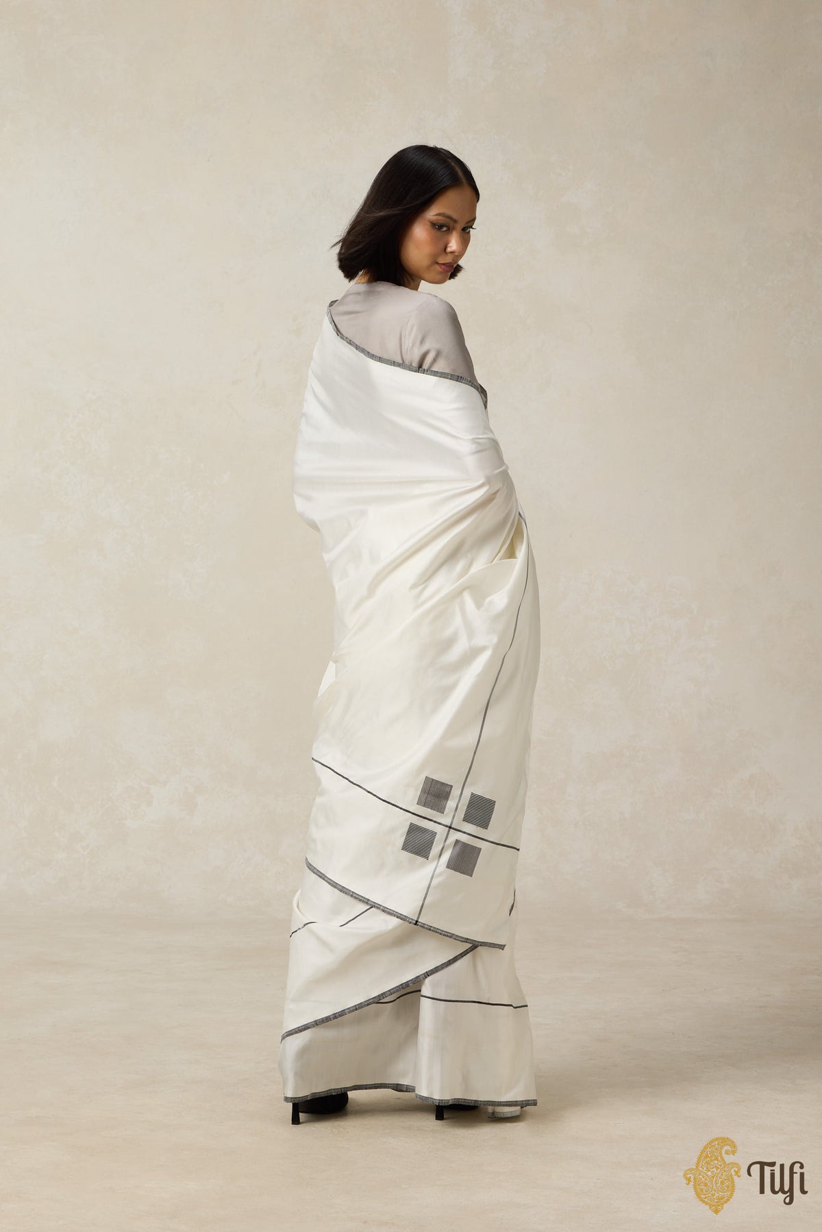 Pre-Order: &#39;Ballade&#39; White Pure Silk Twill Banarasi Handloom Saree