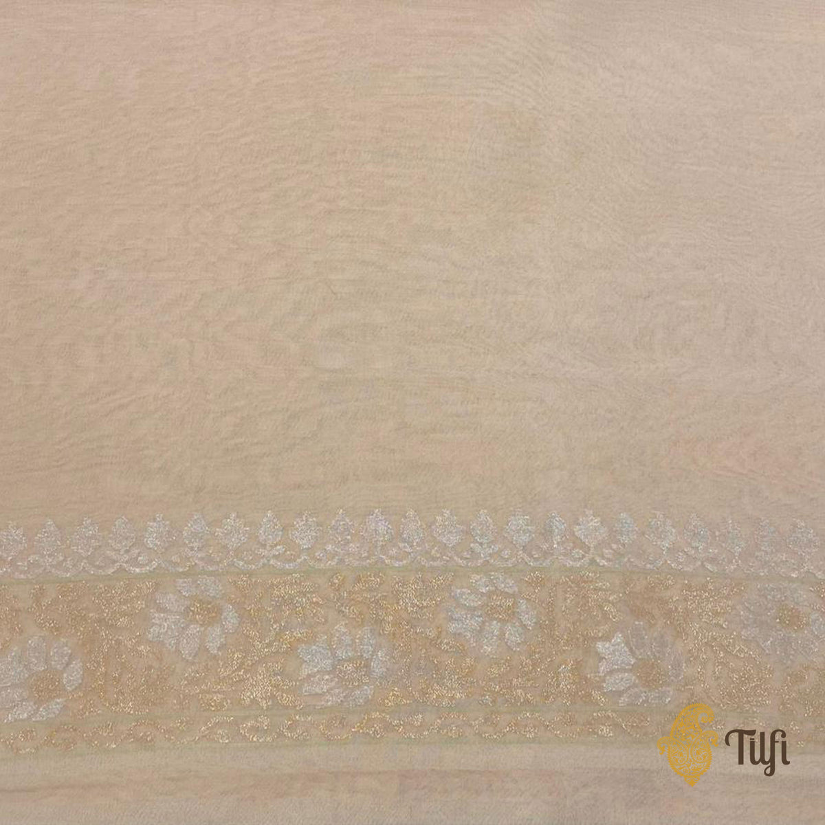 Pre-Order: Light Peach Pure Cotton Jamdani Real Zari Banarasi Handloom Saree