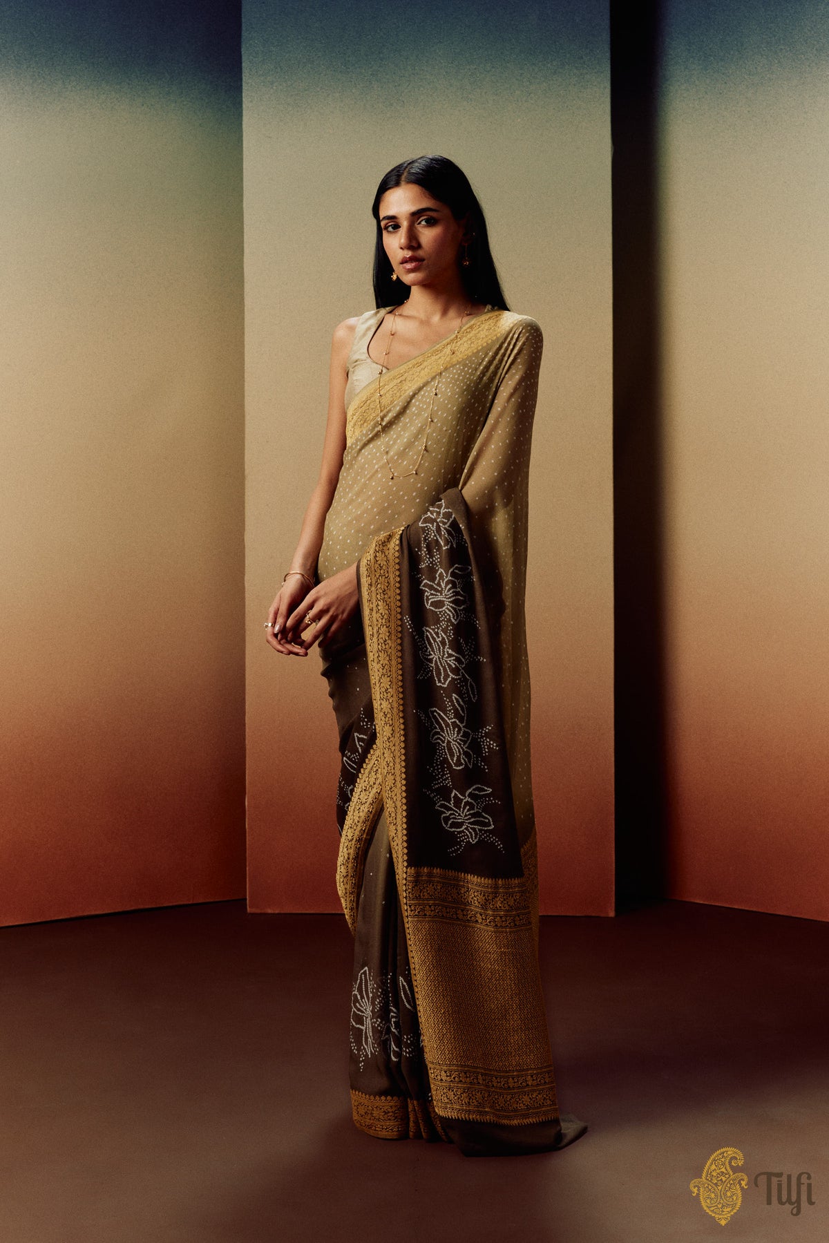 &#39;Lily&#39; Sage-Brown Pure Georgette Banarasi Bandhani Handloom Saree