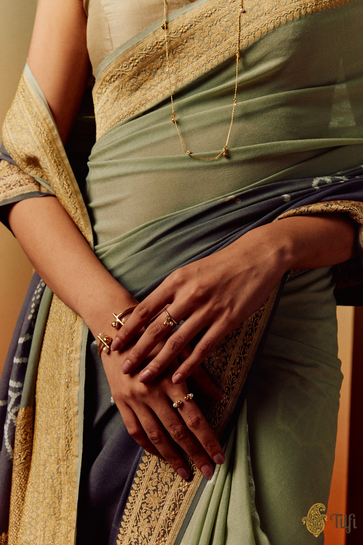 &#39;Hibiscus&#39; Light Sage Green-Grey Pure Georgette Banarasi Bandhani Handloom Saree