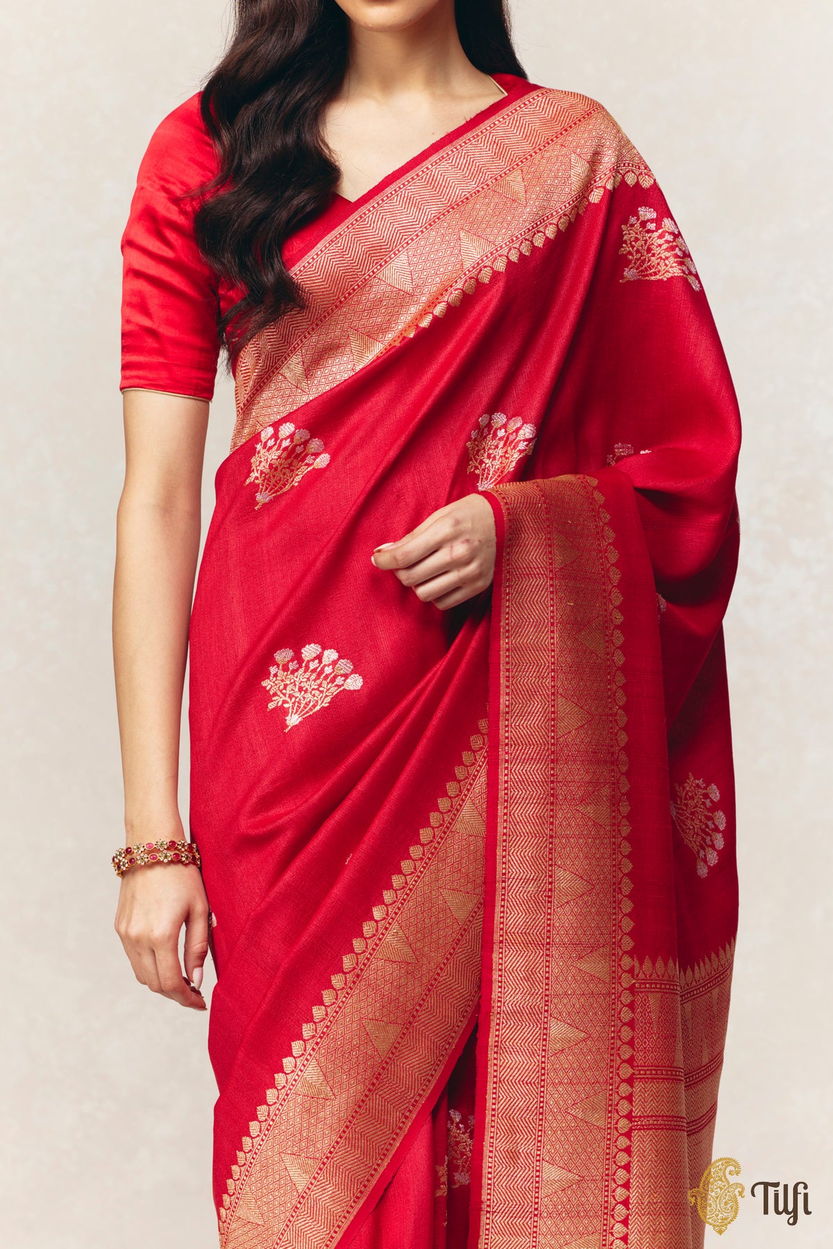 Pre-Order: Red Pure Tussar Georgette Kadwa Roopa Sona Boota Saree