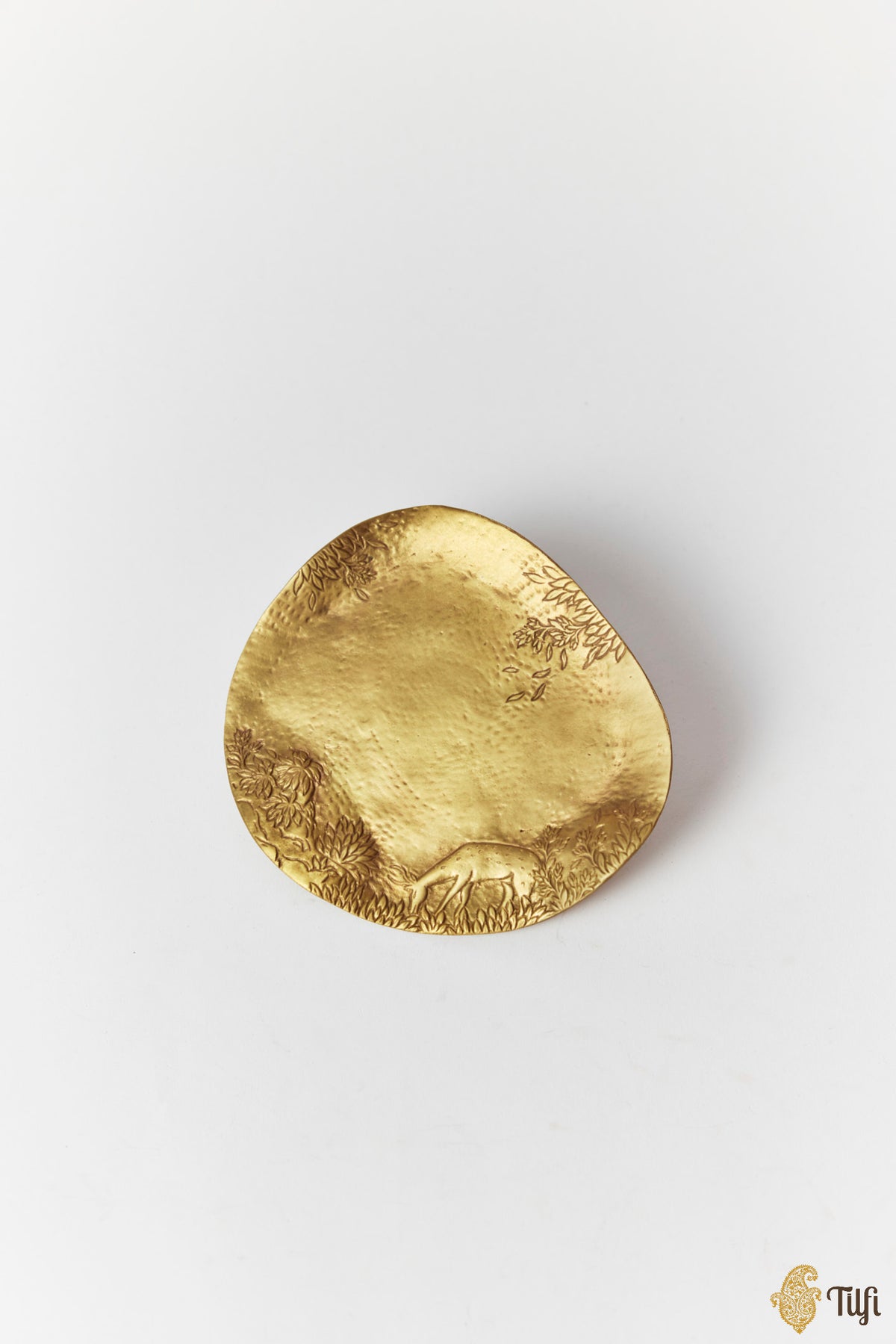 'Grazing Deer' Shikargah Handcrafted Brass Trinket Tray