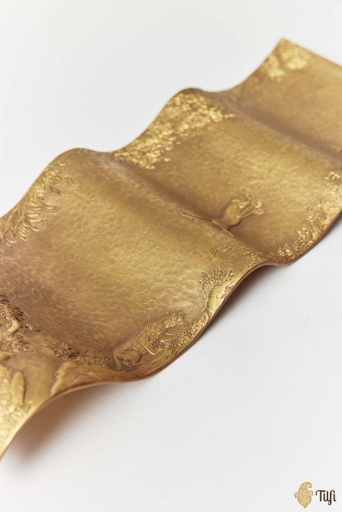 'Canopy of Life' Handcrafted Brass Wine-Bottle Holder