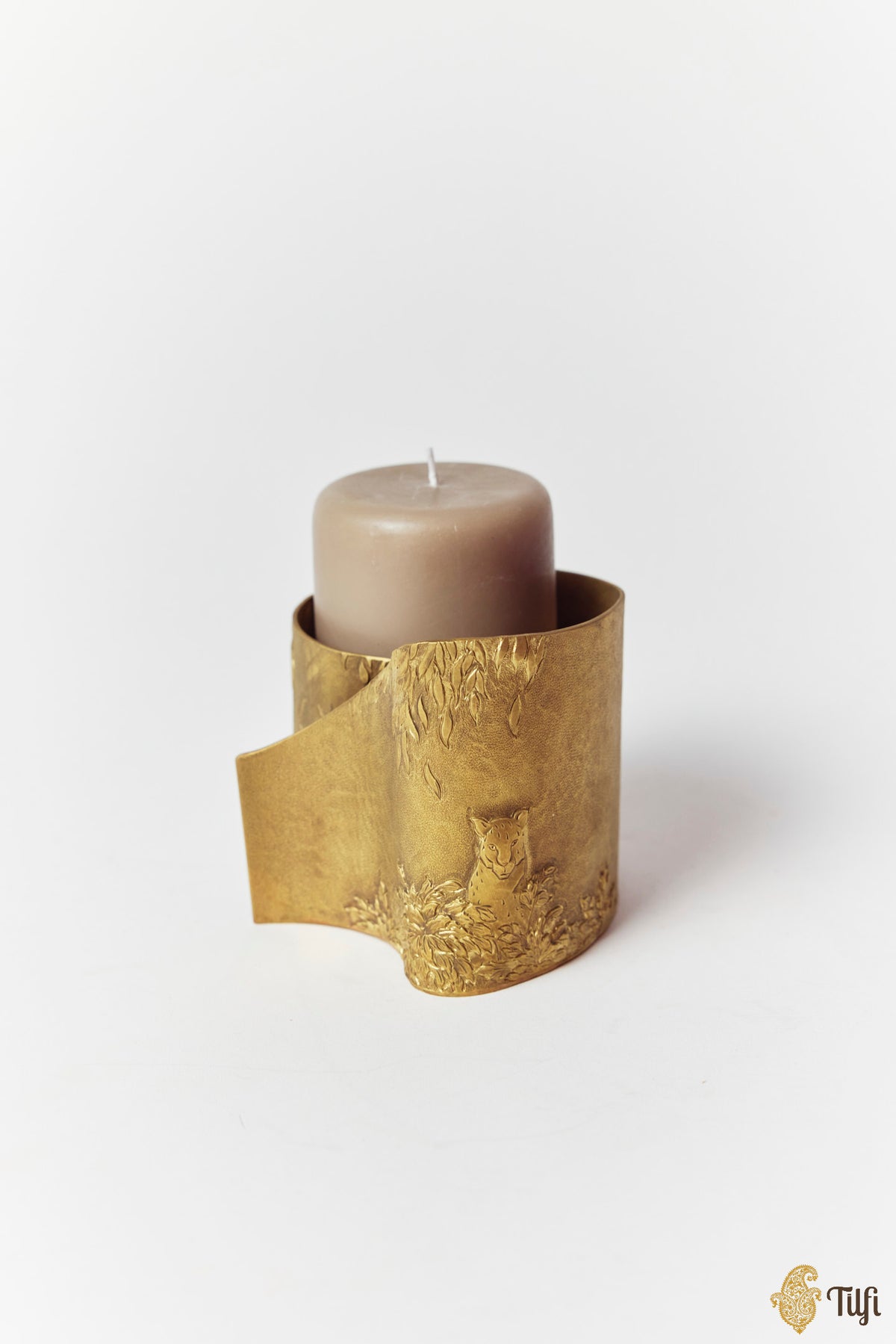 'The Edge of Pursuit' Handcrafted Single Candle Holder