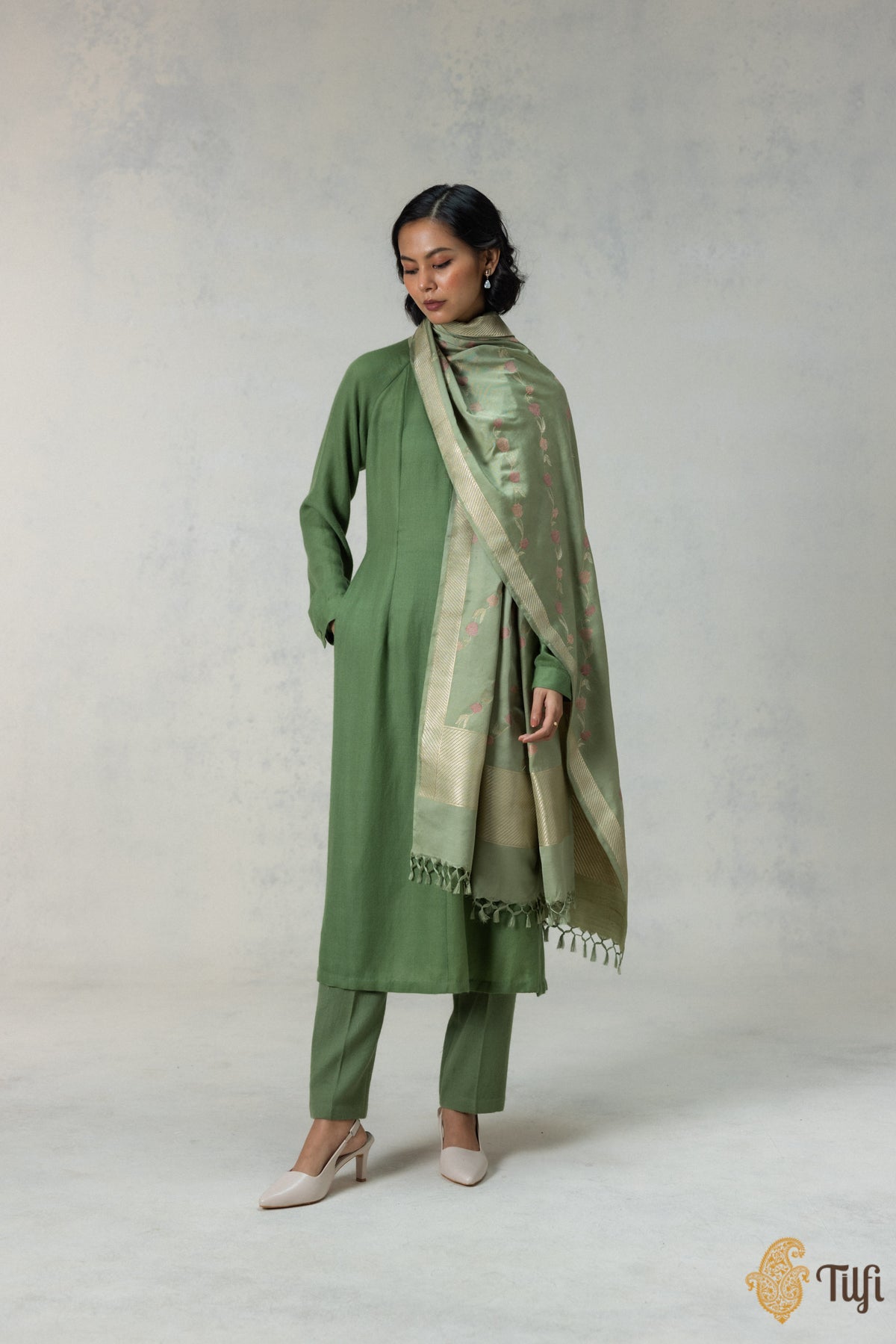 Sage Green Silk-Wool Banarasi Handloom Dupatta