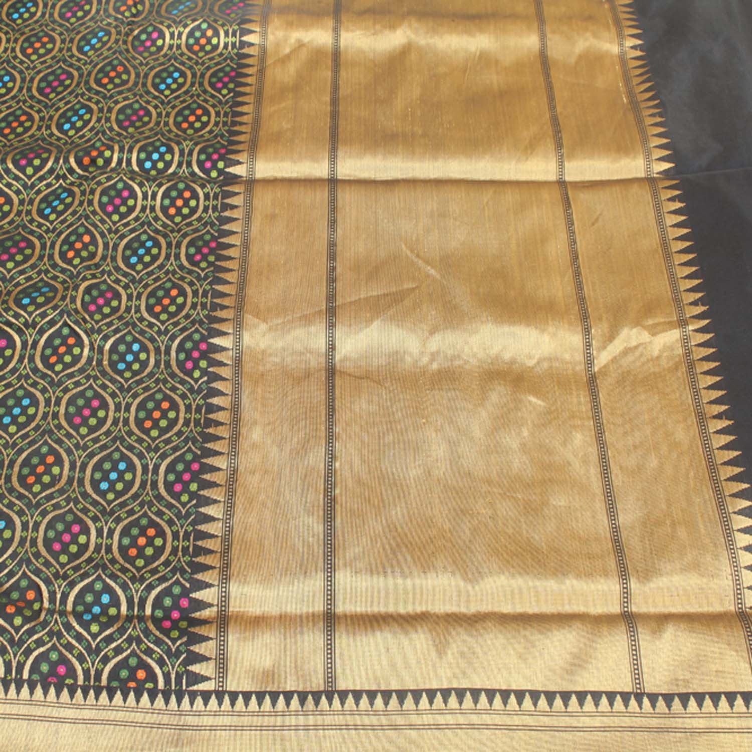 Black Pure Silk Georgette Banarasi Handloom Saree - Tilfi