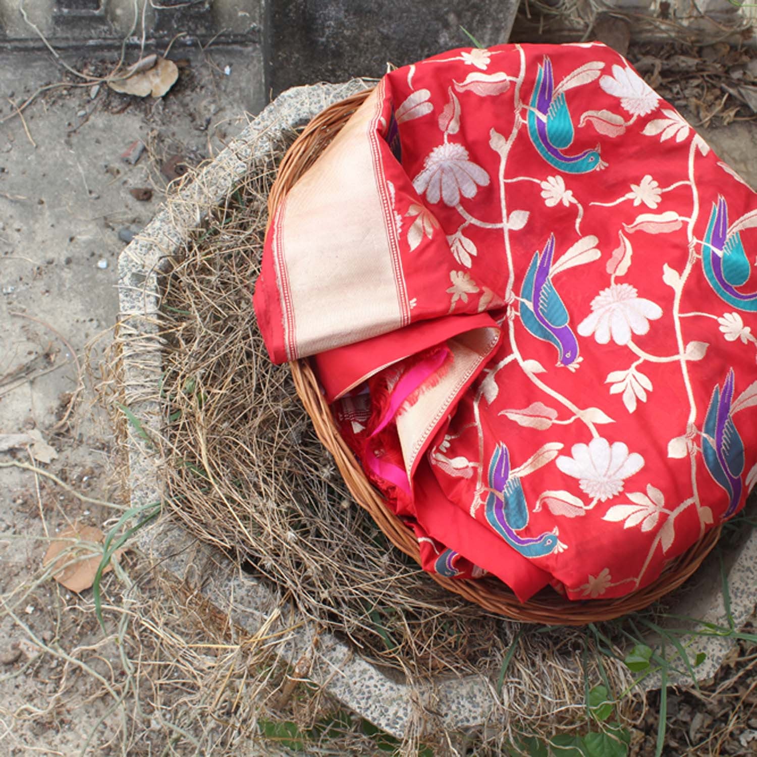 Red Pure Silk Georgette Banarasi Handloom Saree - Tilfi - 1