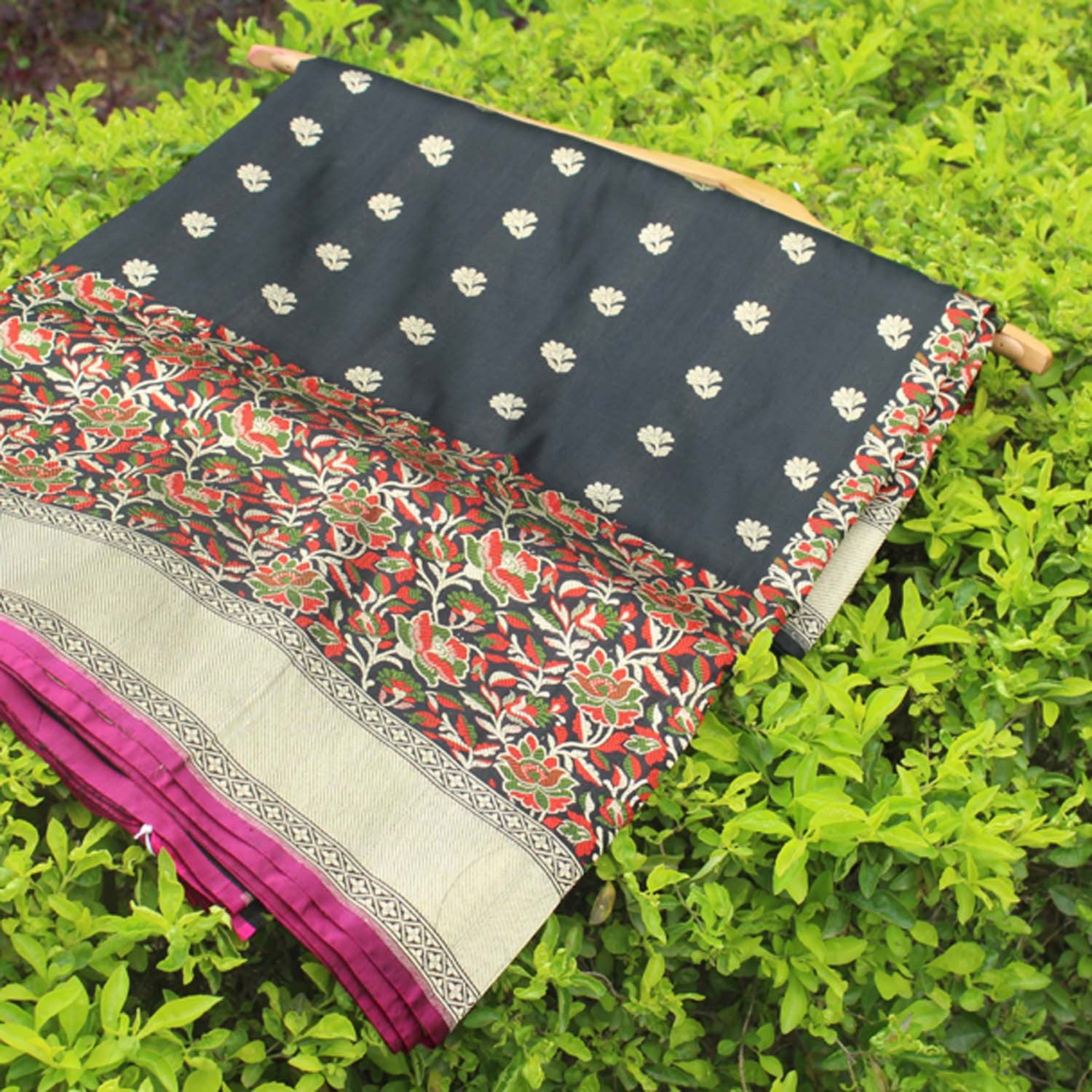 Black Pure Katan Silk Banarasi Handloom Saree - Tilfi