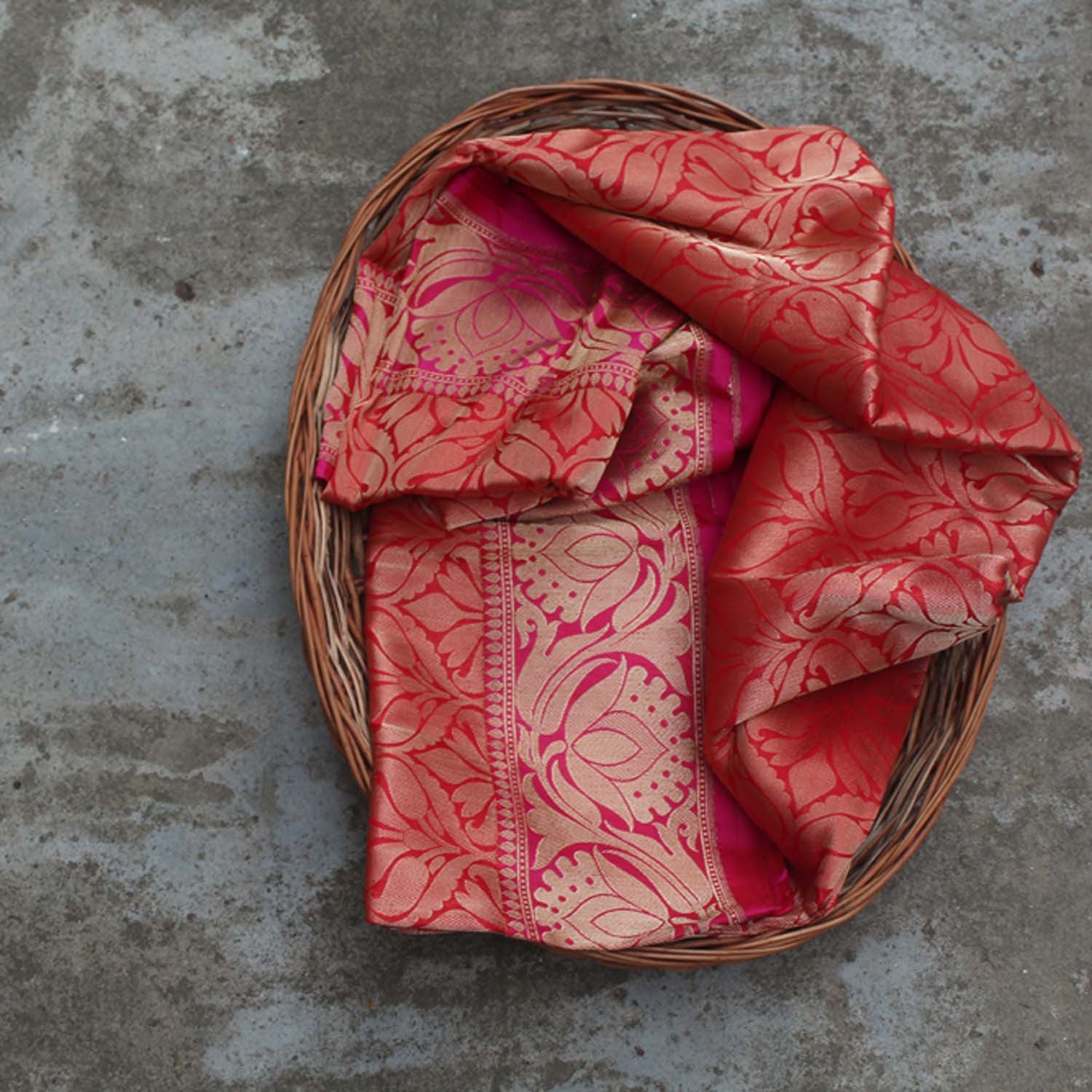 Red Pure Katan Silk Banarasi Handloom Saree - Tilfi