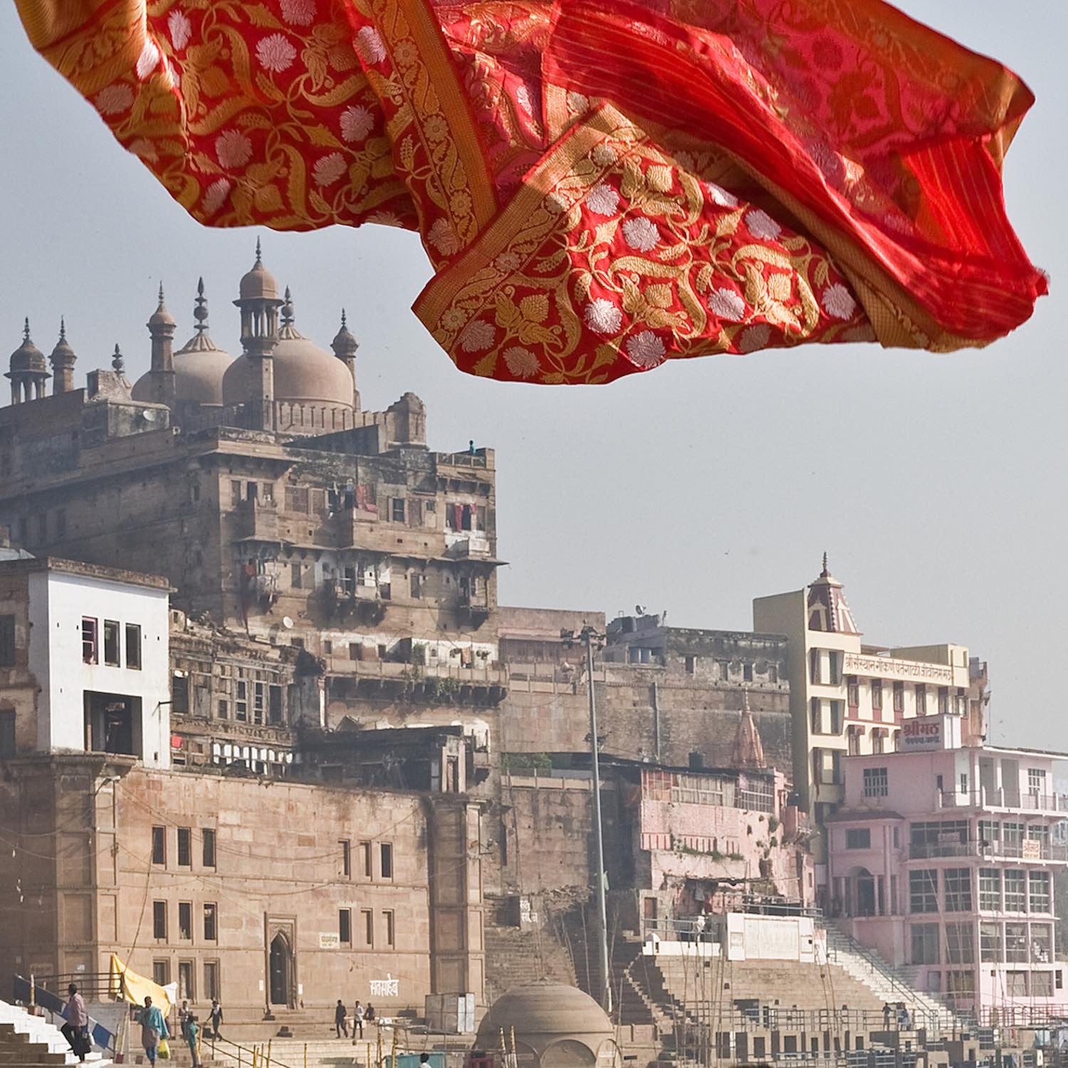 Red Pure Katan Silk Banarasi Handloom Dupatta - Tilfi