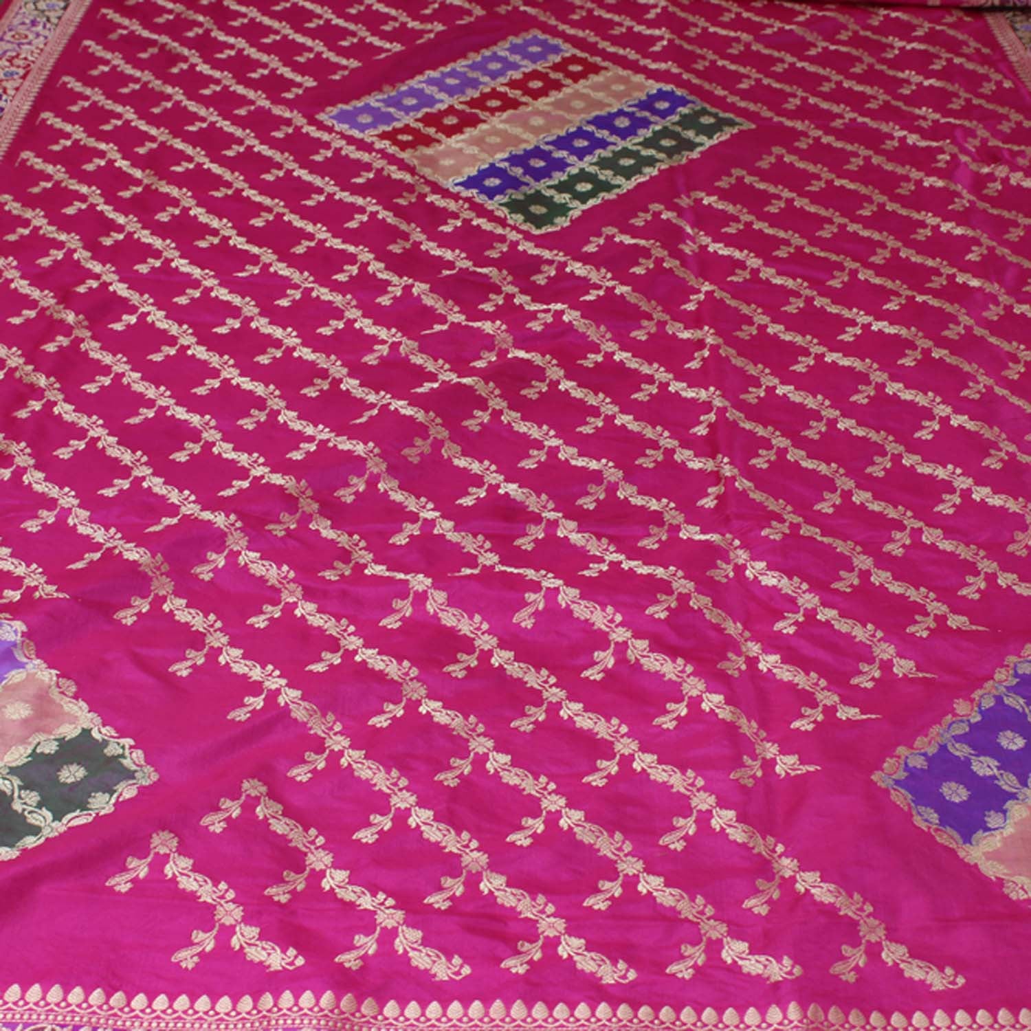 Rangkat Pure Katan Silk Banarasi Handloom Dupatta - Tilfi