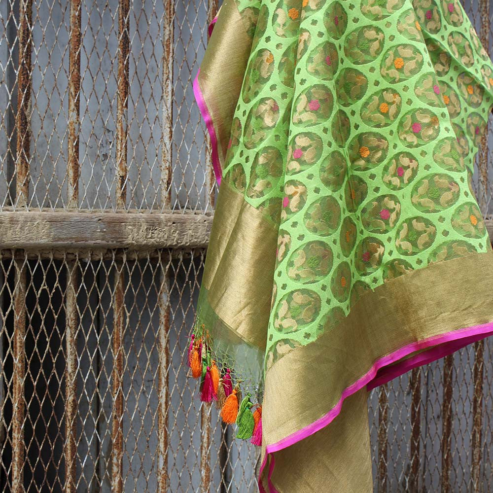 Green-White Pure Kora Net Banarasi Handloom Dupatta - Tilfi