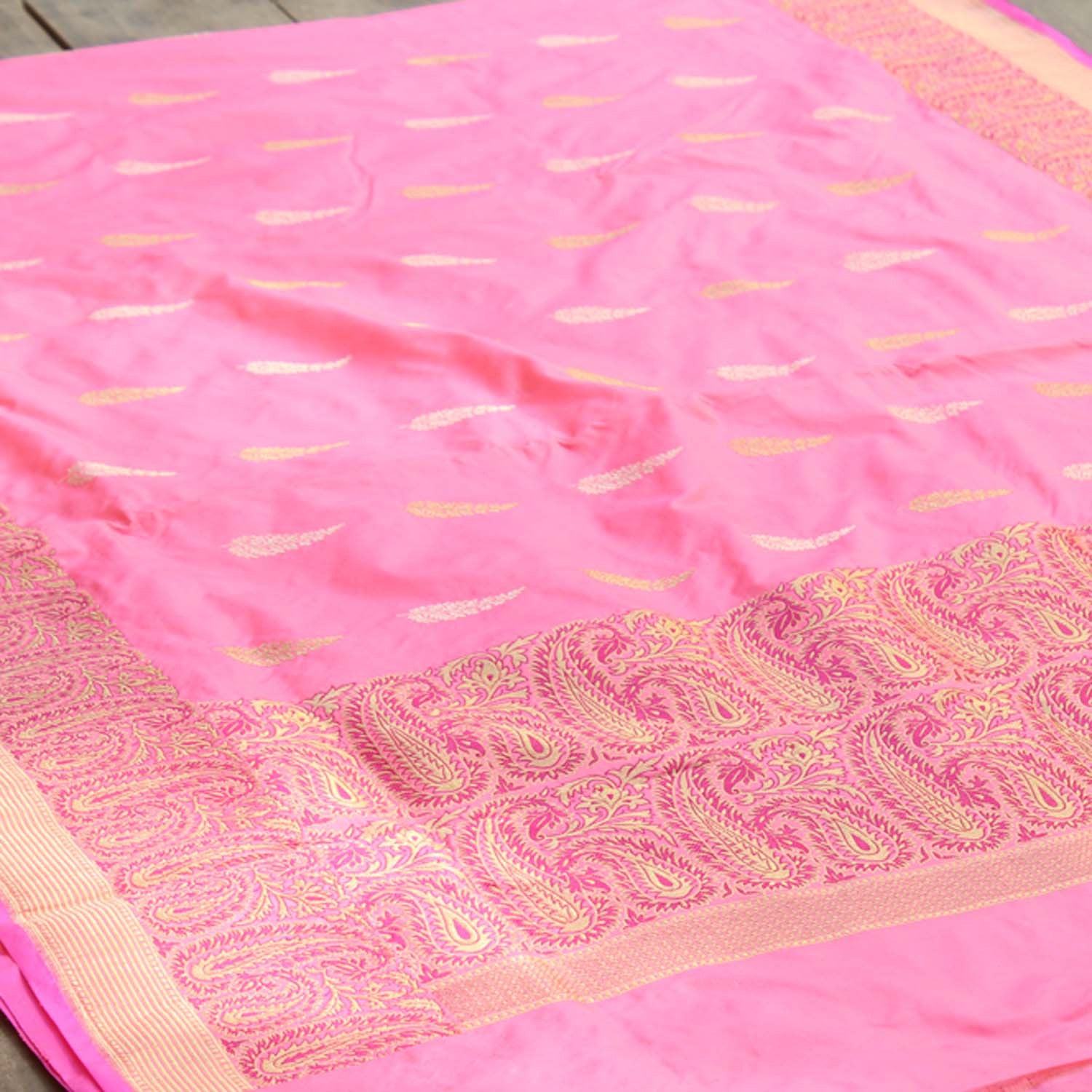 Peach-Rose Pink Pure Katan Silk Kadwa Banarasi Handloom Saree - Tilfi