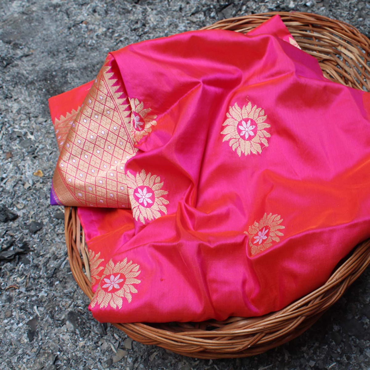 Orange-Rose Pink Pure Katan Silk Banarasi Handloom Dupatta - Tilfi