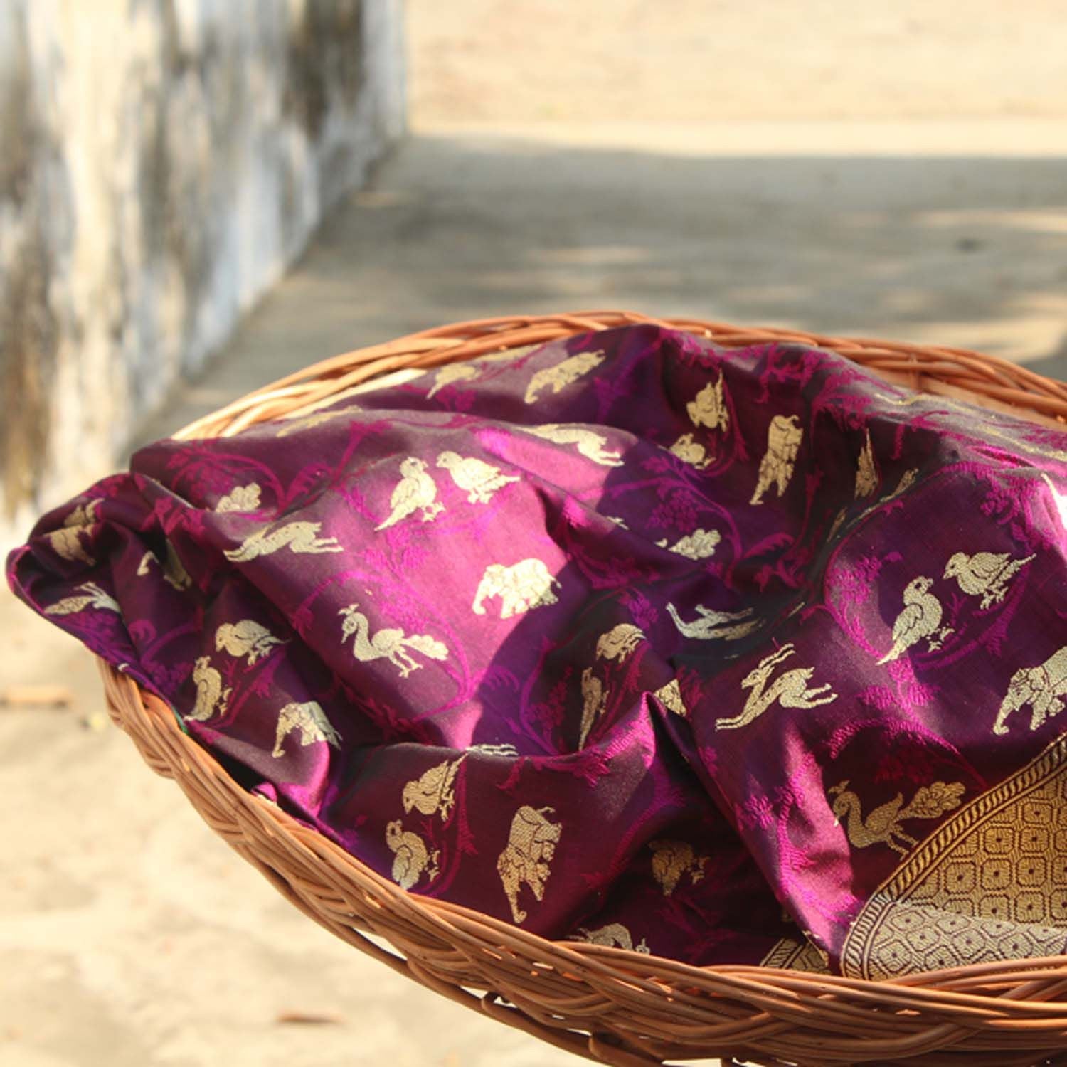 Black-Magenta Pure Katan Silk Banarasi Handloom Dupatta - Tilfi