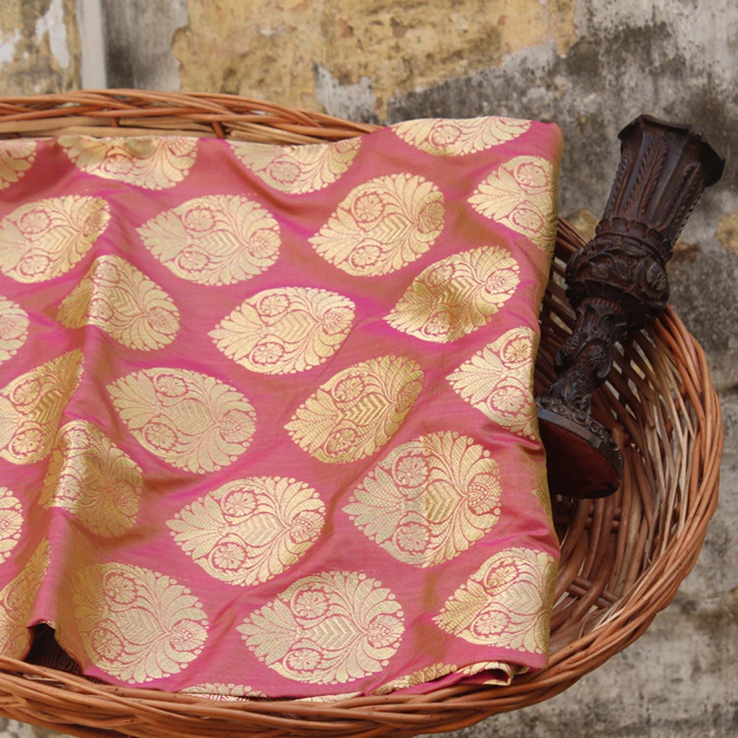 Mehendi Green-Gulabi Pink Pure Katan Silk Banarasi Handloom Dupatta - Tilfi