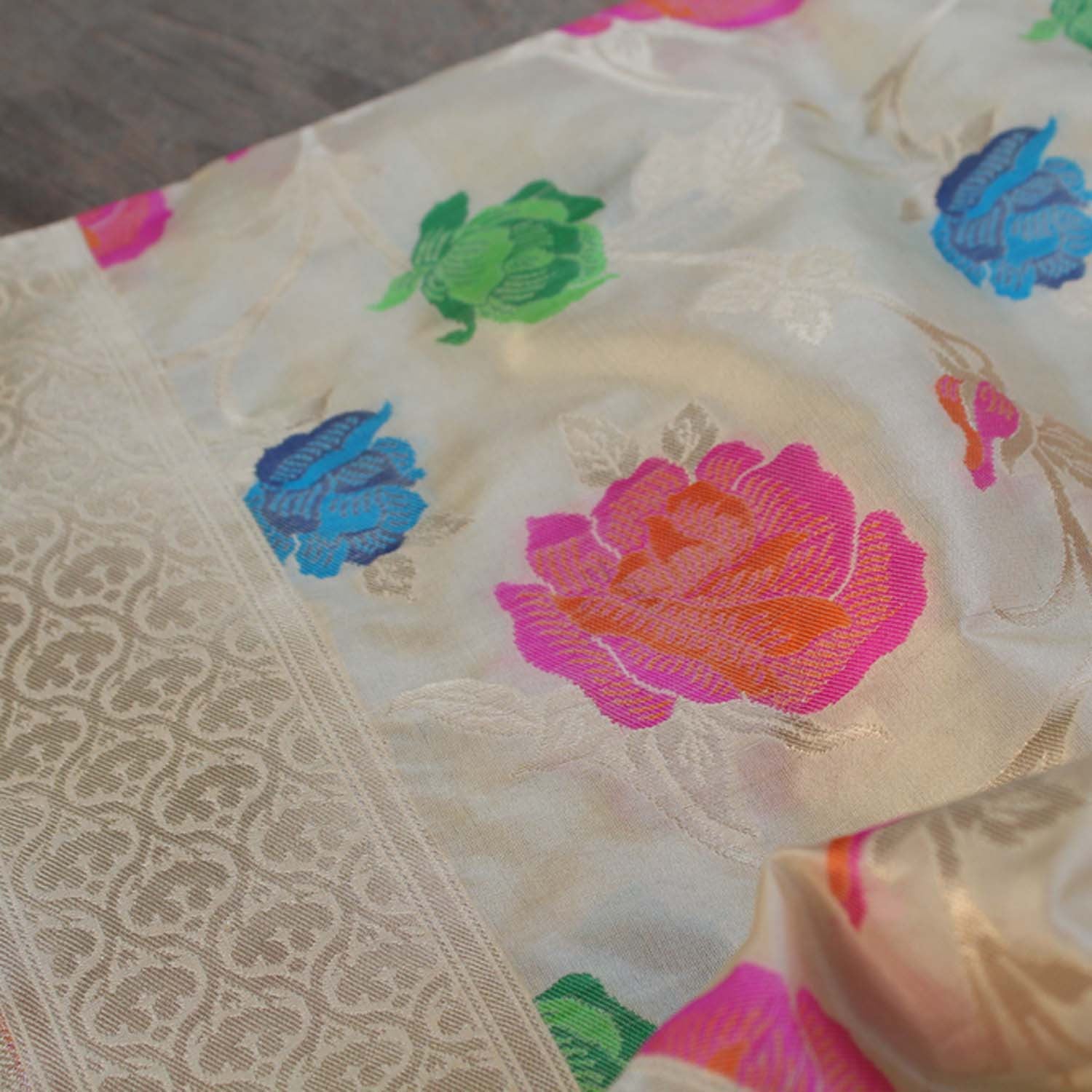 Off-White Pure Katan Silk Banarasi Handloom Dupatta - Tilfi