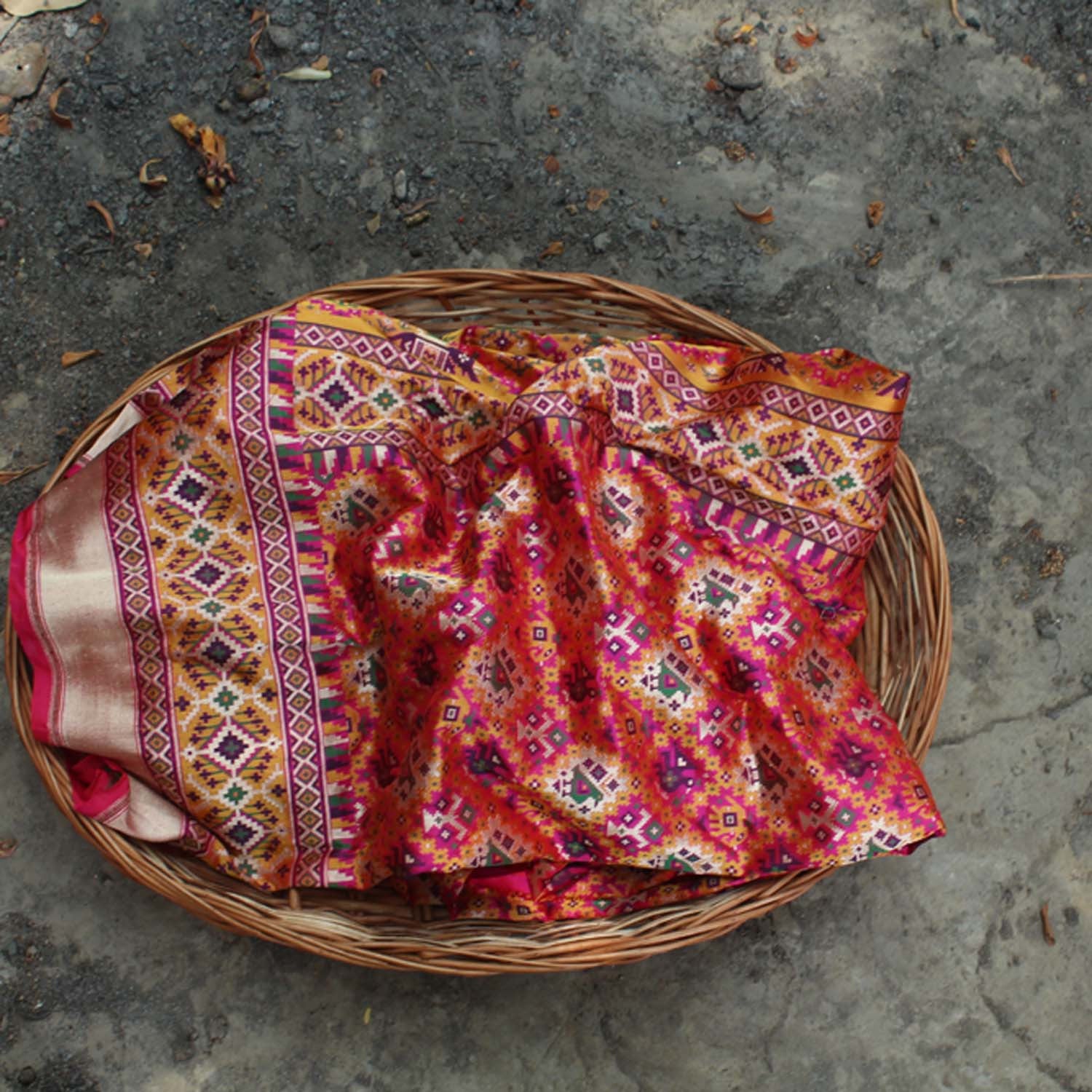 Rust Rose-Pink Pure Katan Silk Banarasi Handloom Dupatta - Tilfi - 1