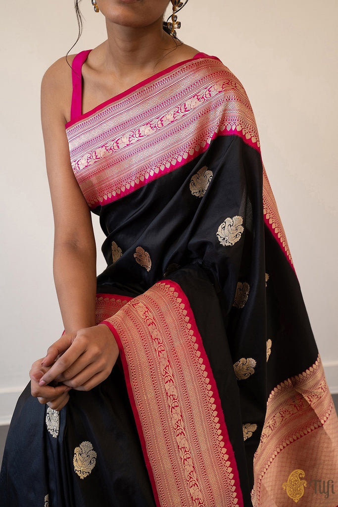 Berry Pink Handloom Plain Pure Silk Kanjivaram Saree With Black Temple –  WeaverStory