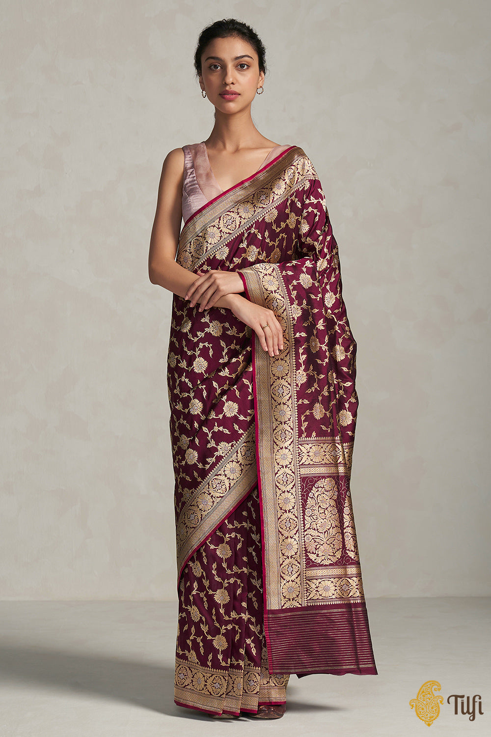 Banarasi Saree in Maroon : SWZ1049